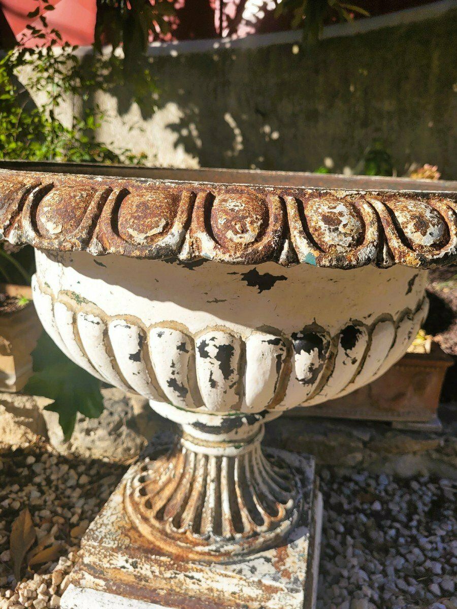 2 Cast Iron Garden Vases On Base, 19th Century photo buy