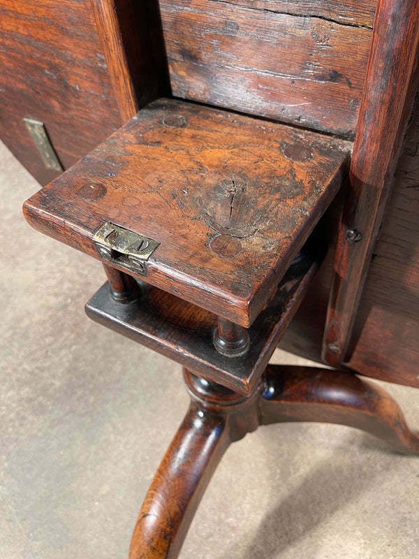 Antique Georgian Country House Oak “Bird Cage” Tilt Top Wine Table Circa 1780 photo Furniture