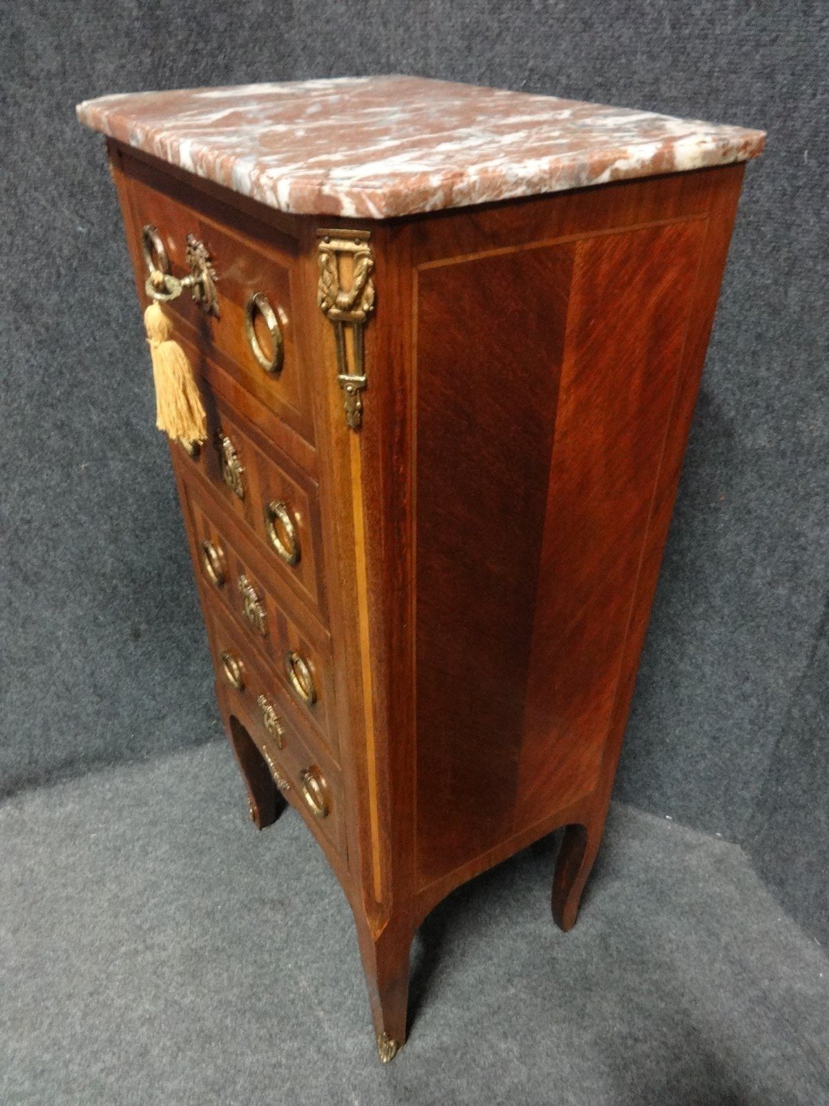 Very Good French Tulipwood Chest Of Four Drawers photo vinterior
