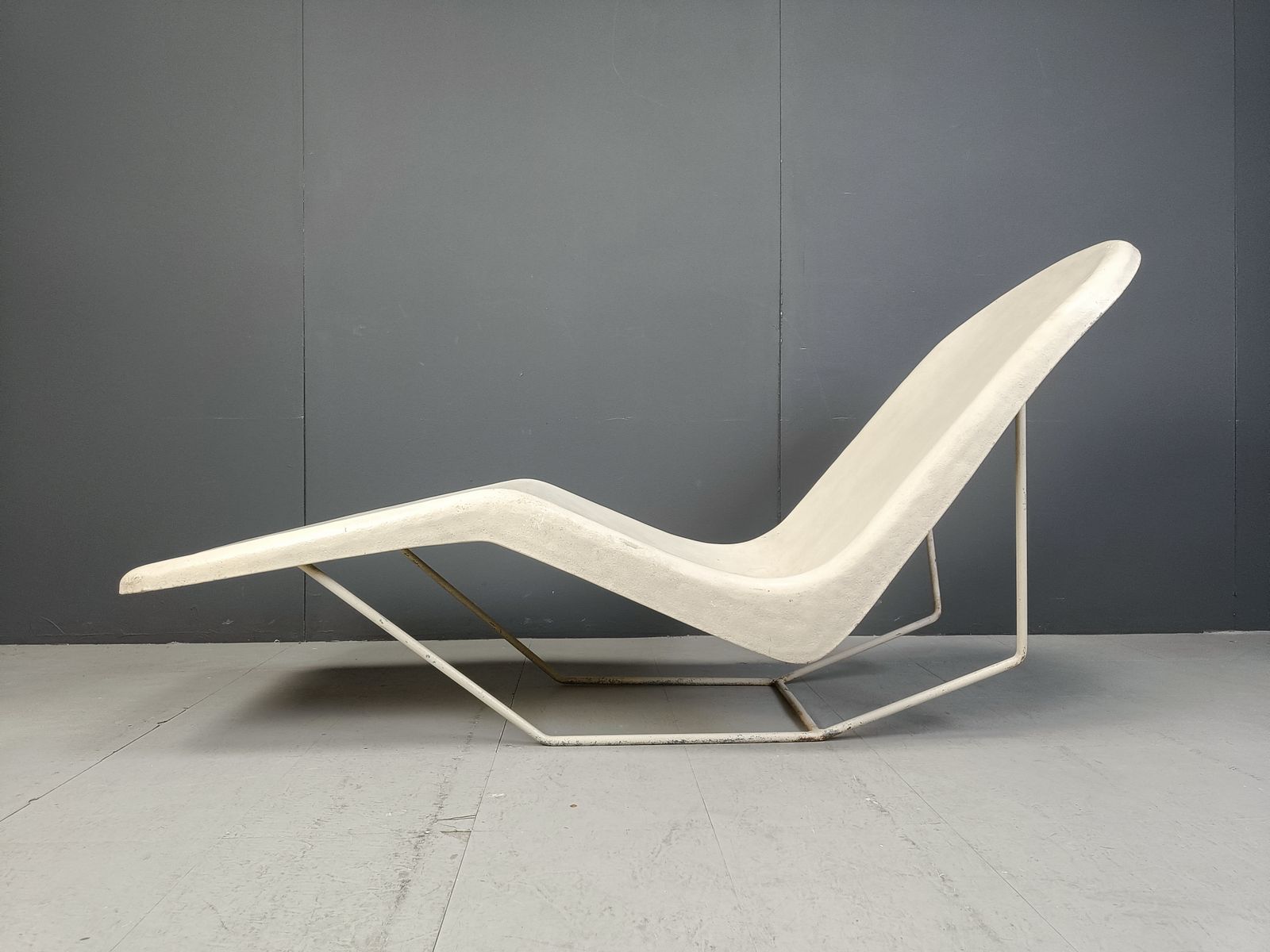 Mid Century Fiberglass Chaise Longue, 1960s