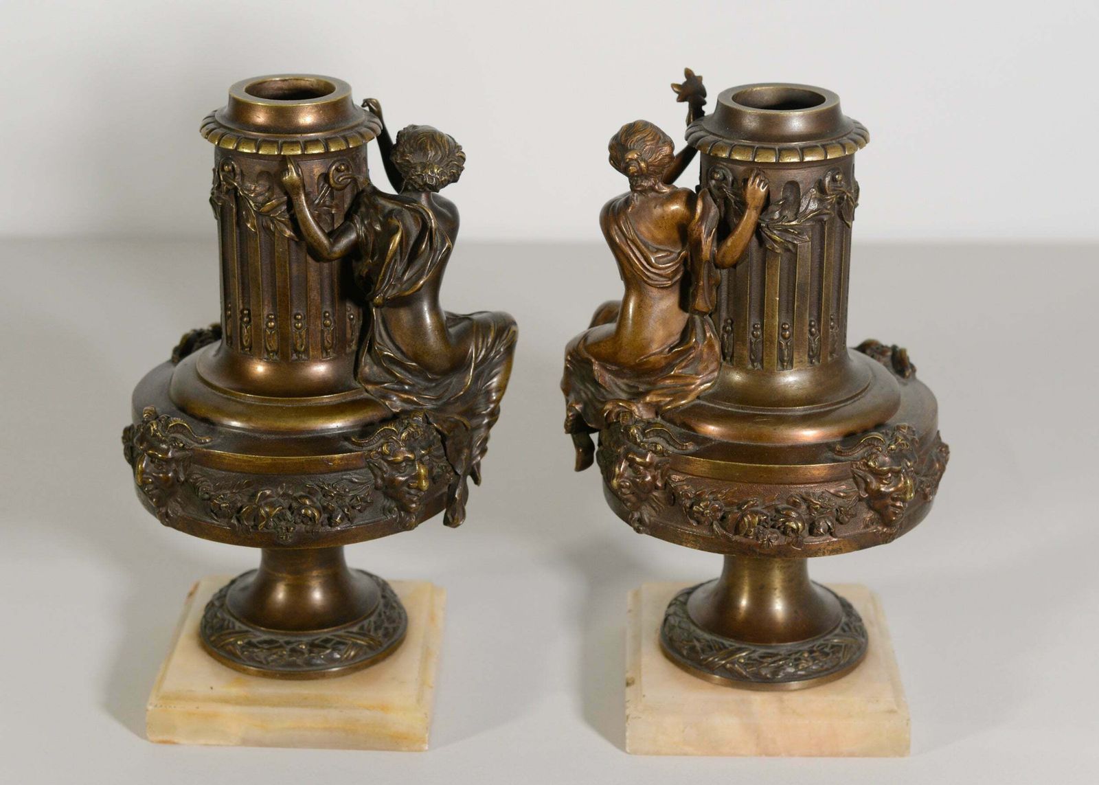 Paar Bronzen Vazen/Lampvoeten In Klassieke Stijl photo for sale