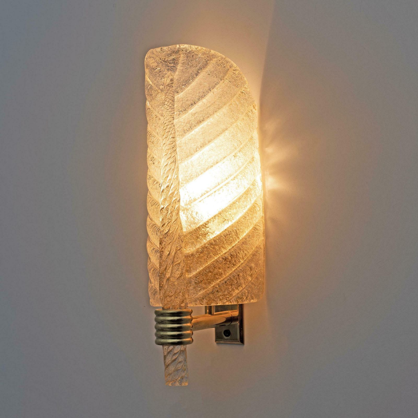 Pair Of Barovier & Toso Style Mid Century "Graniglia" Murano Glass Leaf Sconces photo Lighting
