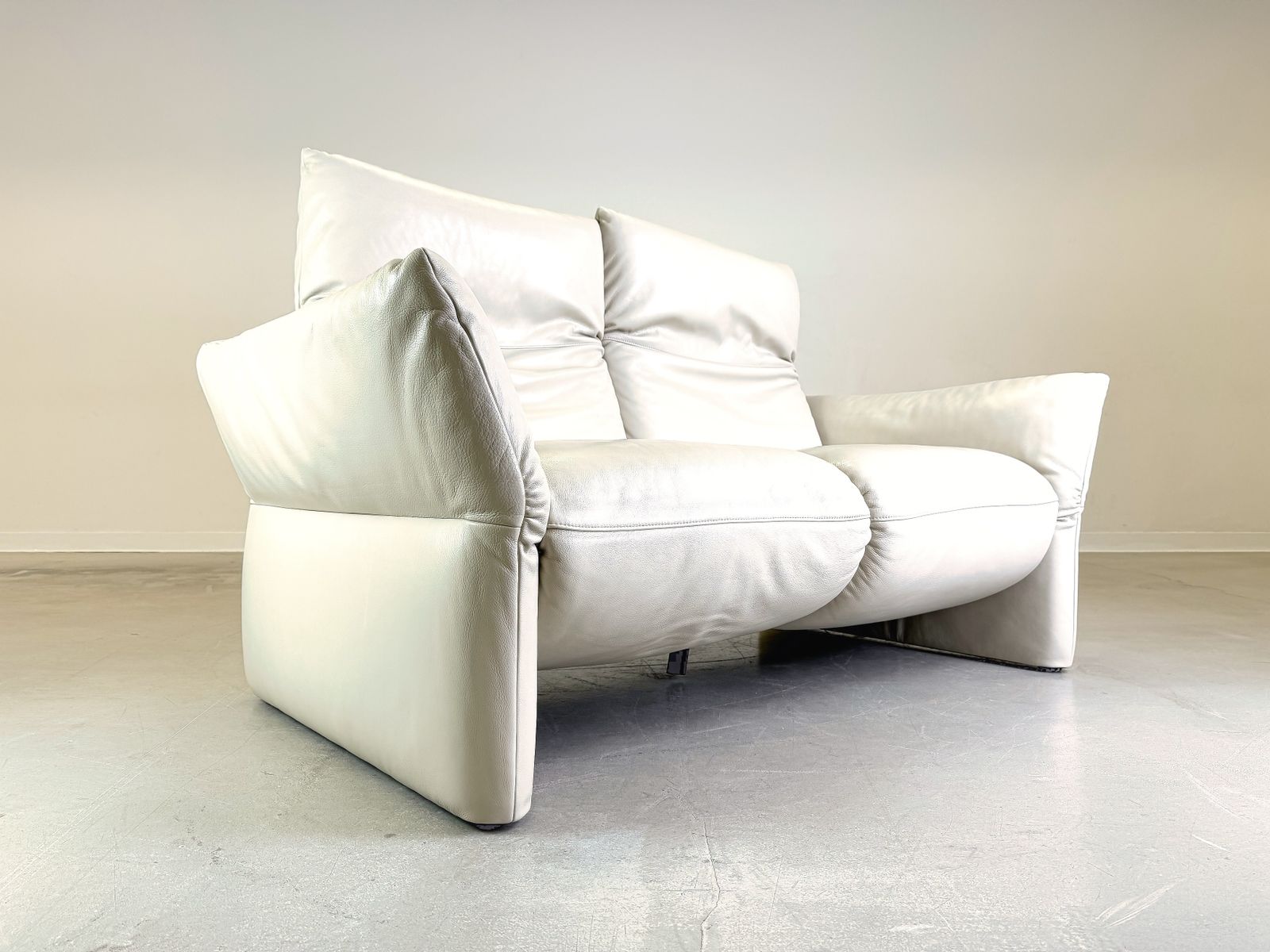 Koinor Sofa Elena Couch Foldable Two Seater Leather White Design photo buy