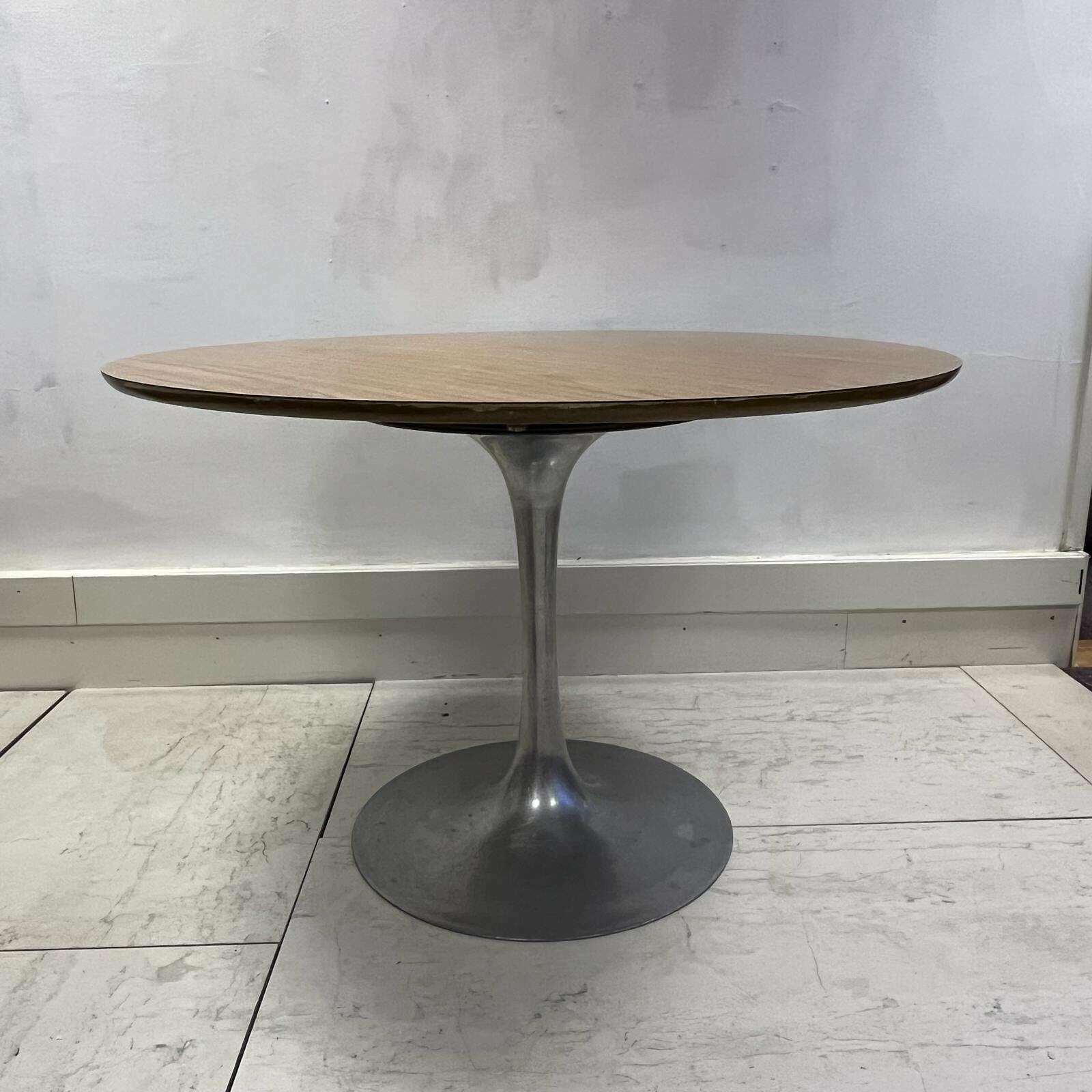 Maurice Burke For Arkana Tulip Table 1960s Round Table photo buy