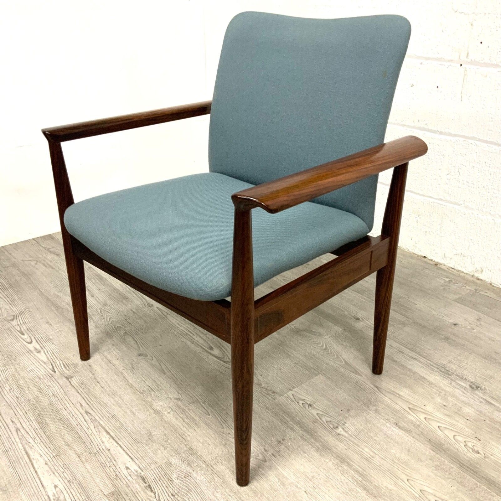 photo for sale A Set Of 6 Danish Rosewood “Diplomat” Chairs  Model 209 By Finn Juhl For Cado