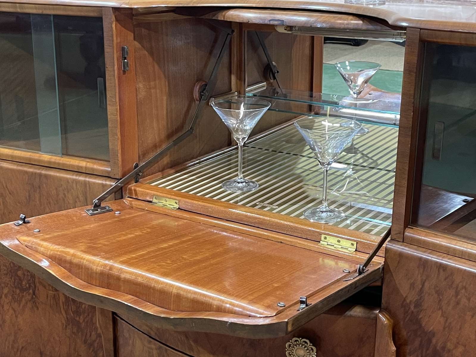 Furniture English Bar From The 1950s In Walnut photo