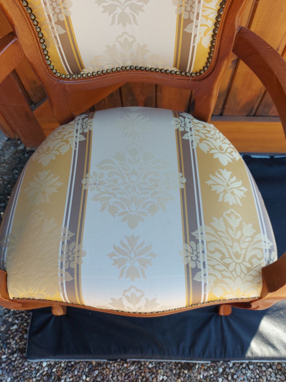 Simple Style Queen Anne Upholstered Accent Arm Chair With Arms, Walnut Timber Legs photo vinterior