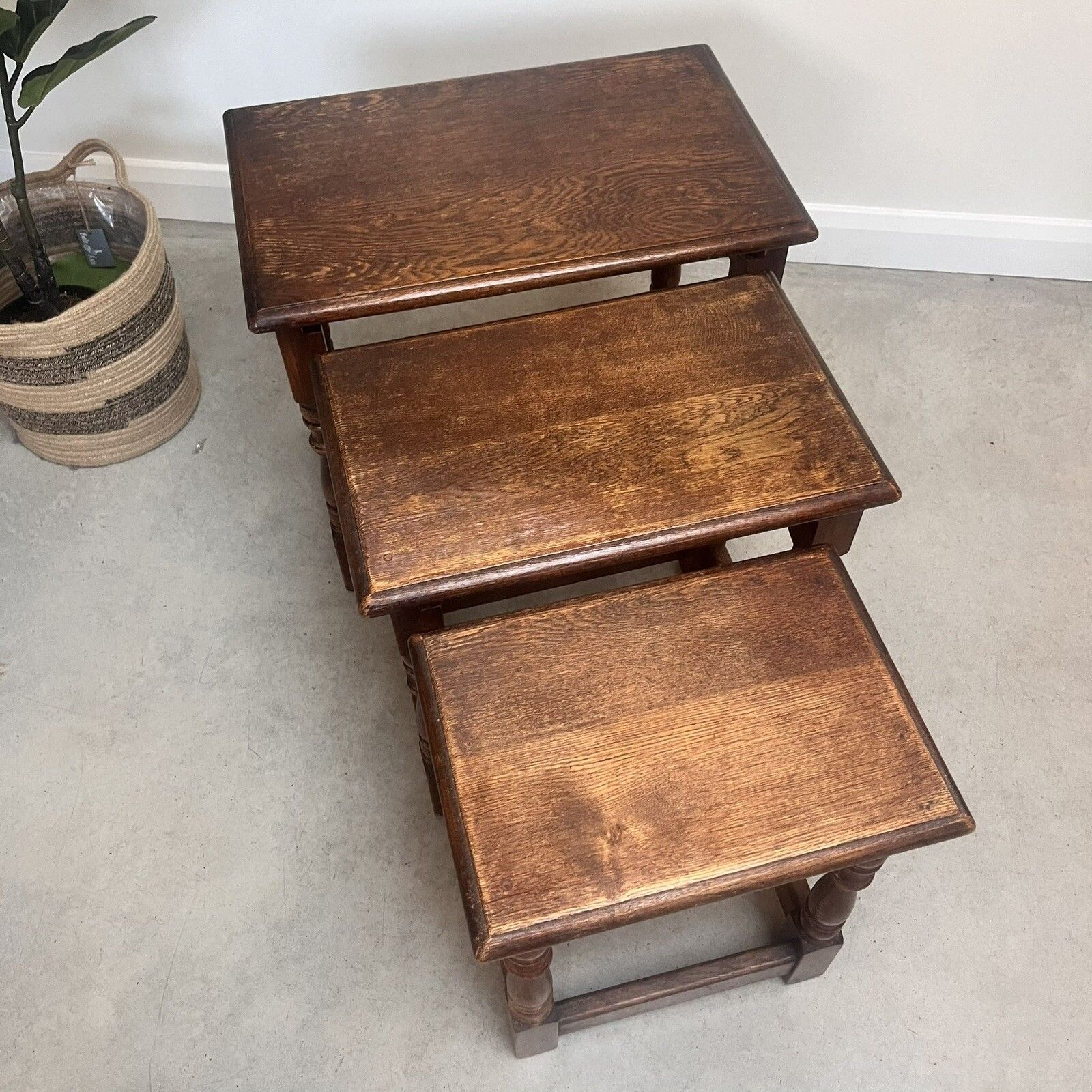 Vintage Old Charm Style Oak Nest Of 3 Tables / Brown Oak C.1960 photo vintage