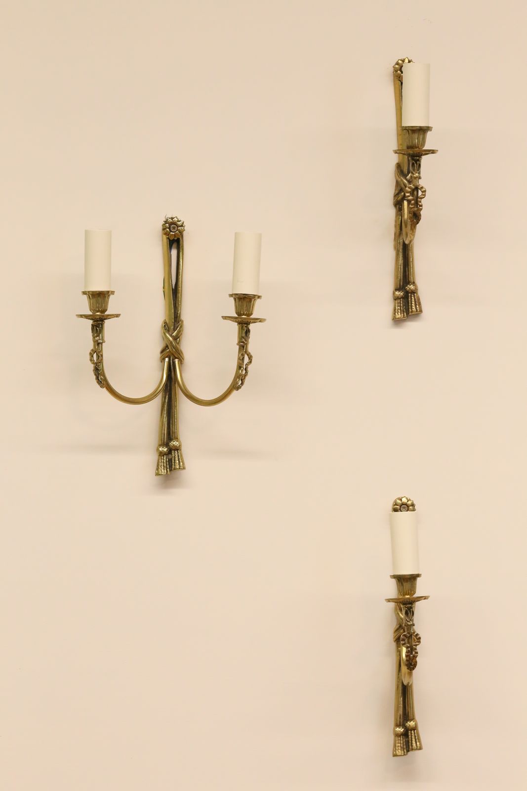 photo vinterior Set Of Three Electrified French Antique Brass Wall Sconces   H30cm