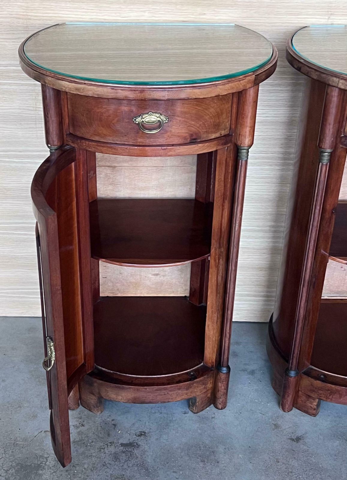 photo vinterior 1890 Biedermeier Style Drum Tables With Drawer And Door