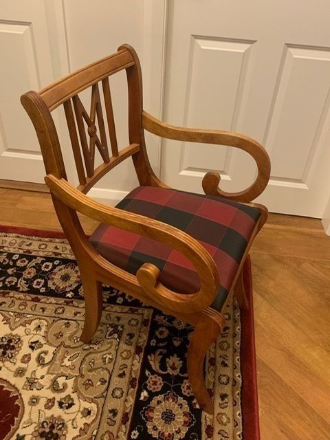 Sale Of A Vintage Set Of Yew Wood Extending Dining Table With 8 Chairs 2xcarvers6xchairs. photo furniture