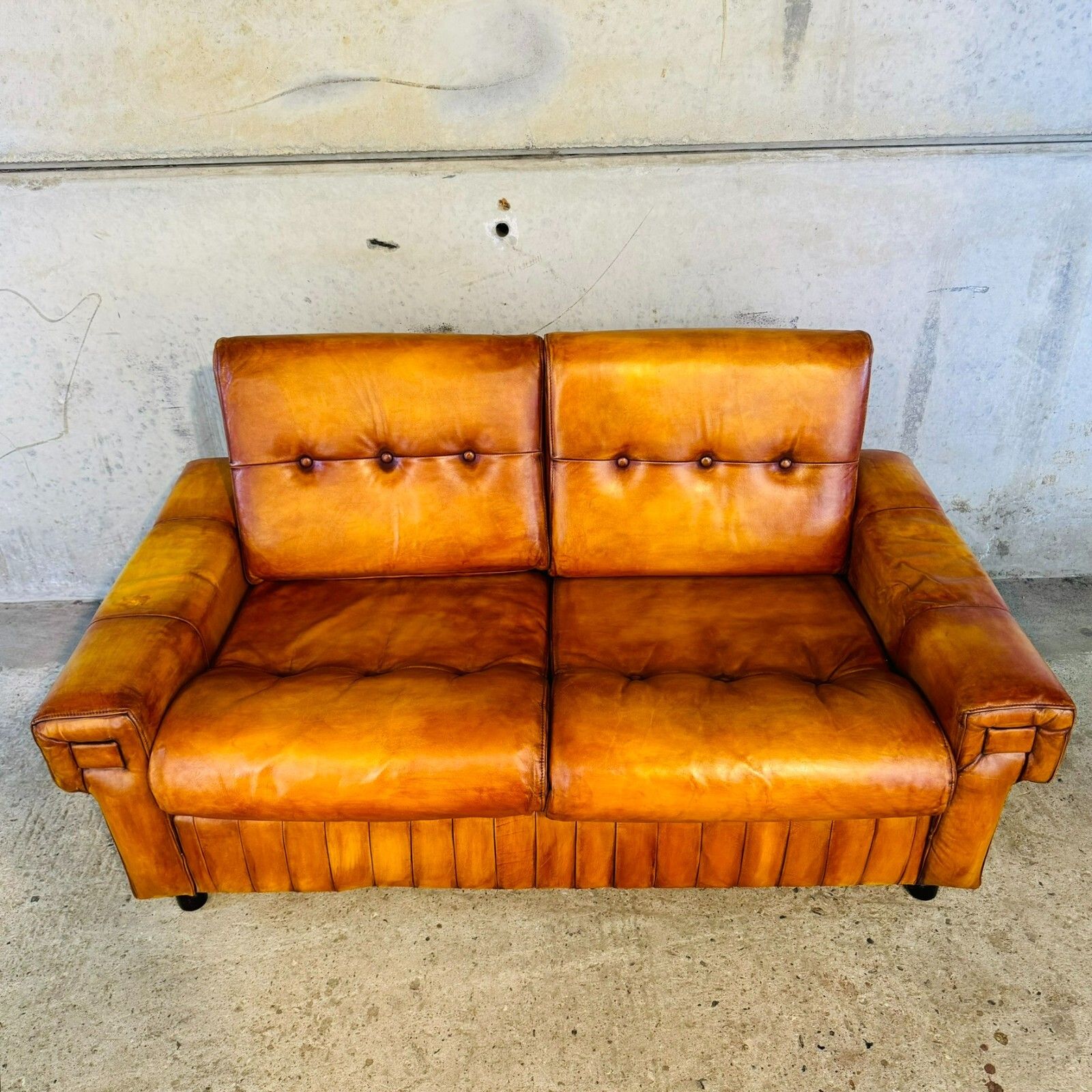 Vintage 1970s Danish Two Seater Light Tan Leather Sofa – Timeless Design #A419 photo Furniture
