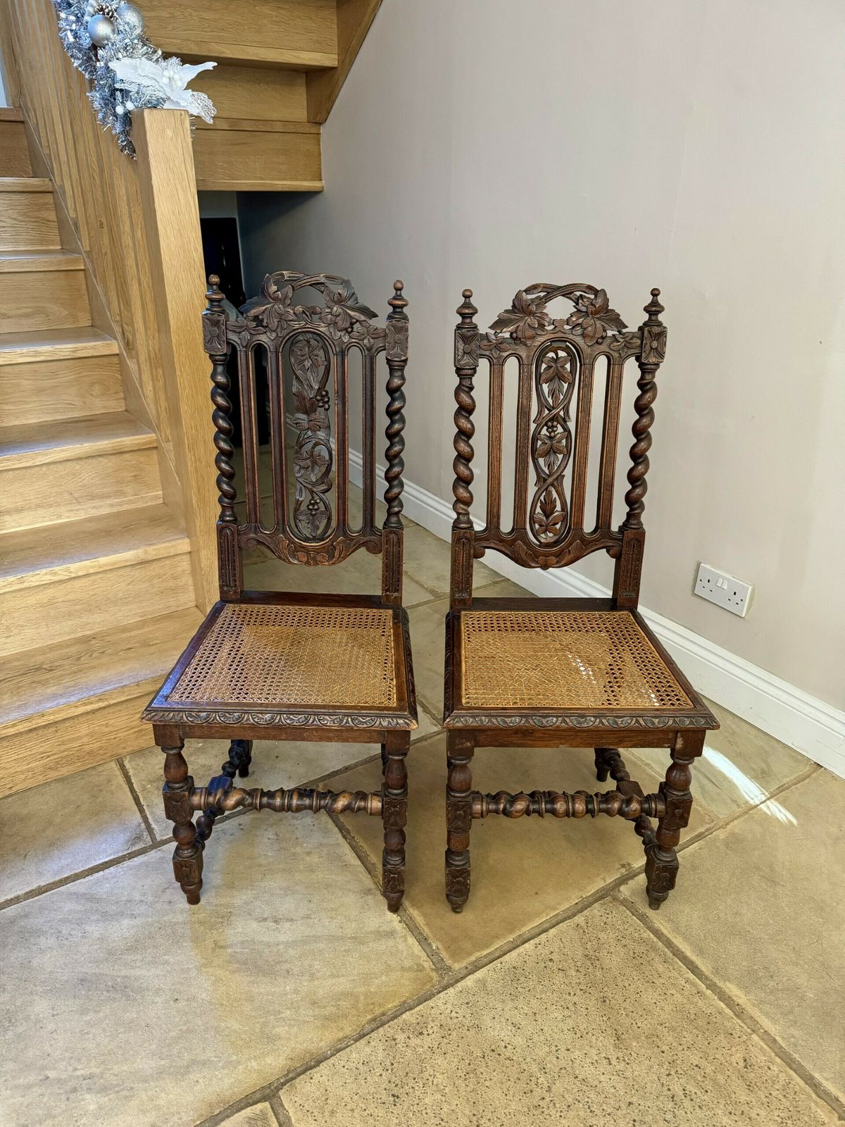Stylish Set Of Eight Antique Quality Carved Oak Dining Chairs photo for sale