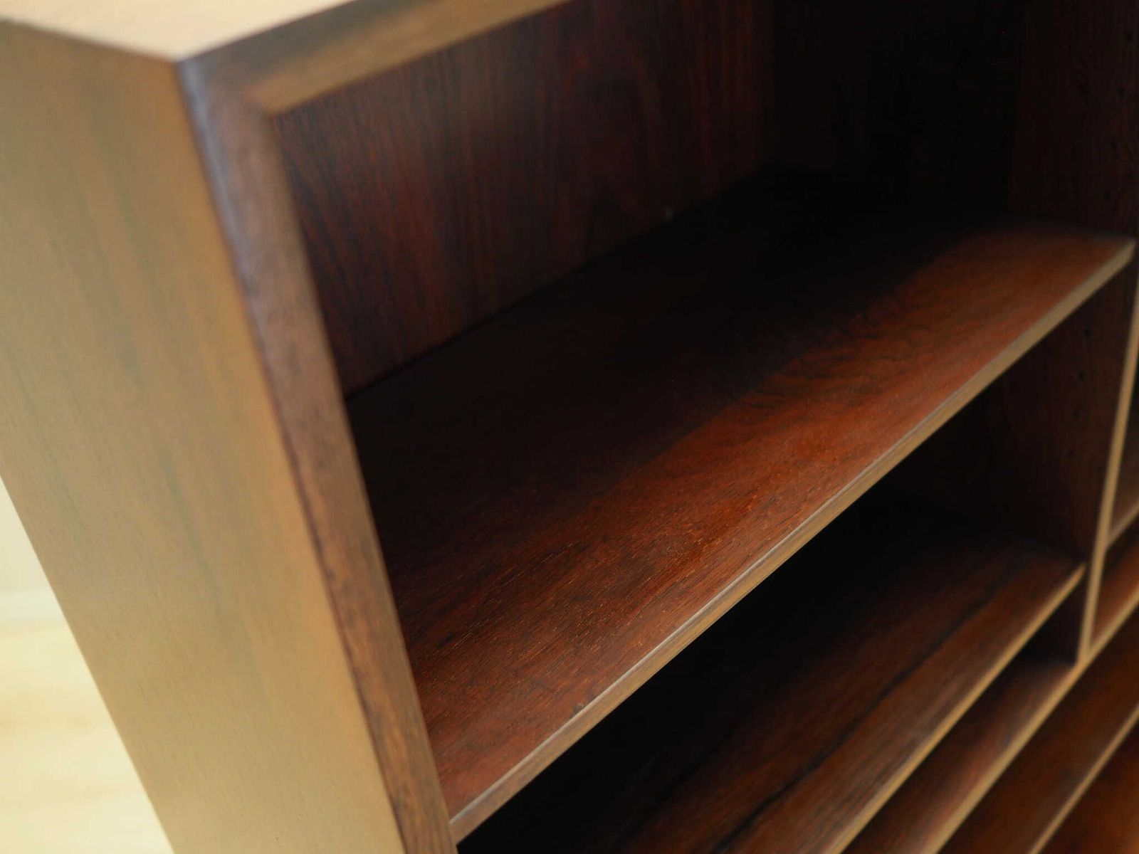 photo vintage Mahogany Bookcase, Danish Design, 1970s, Manufacturer: Omann Jun