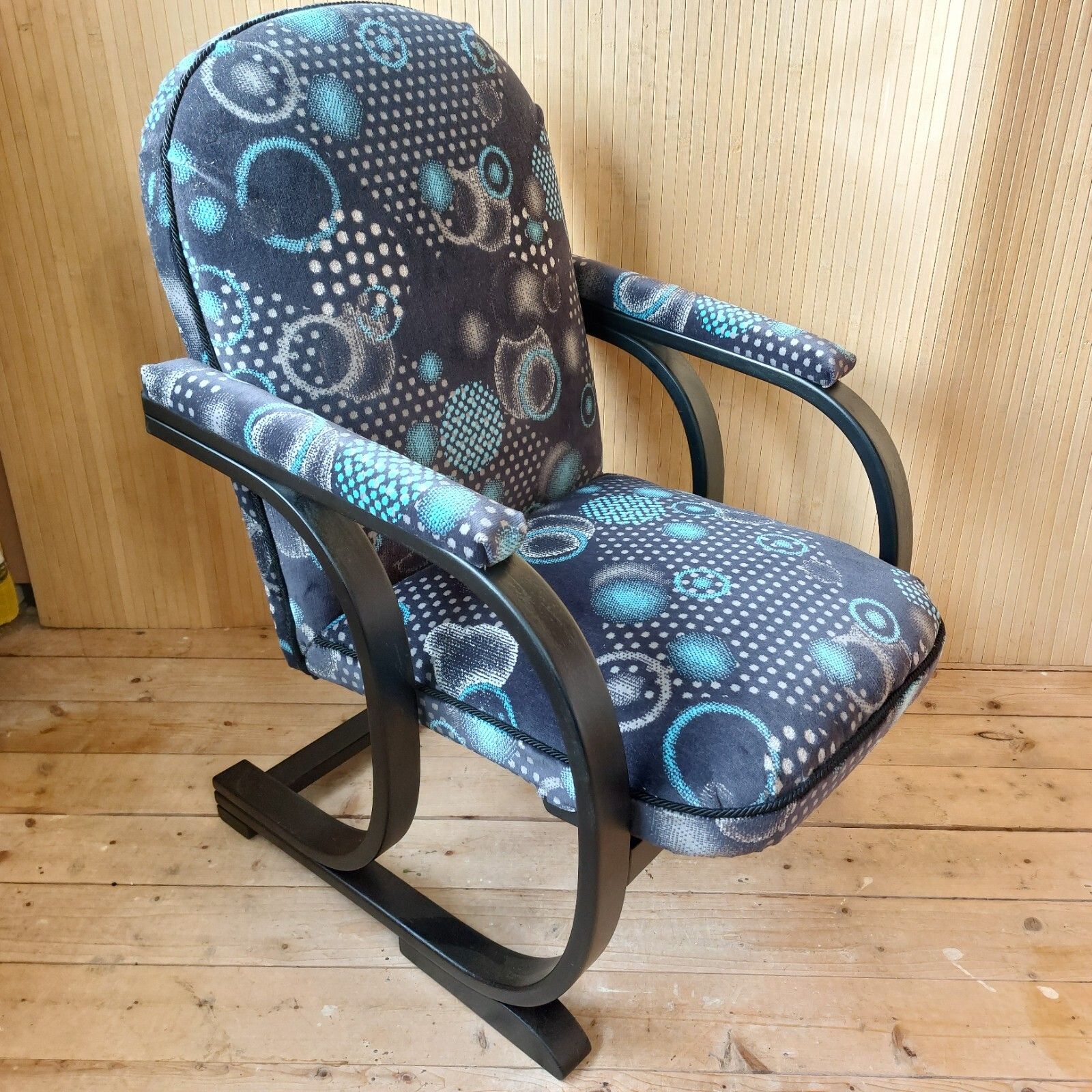 photo vintage Fab Vintage Antique Heals Art Deco Bentwood Armchair Black & Blue Moquette