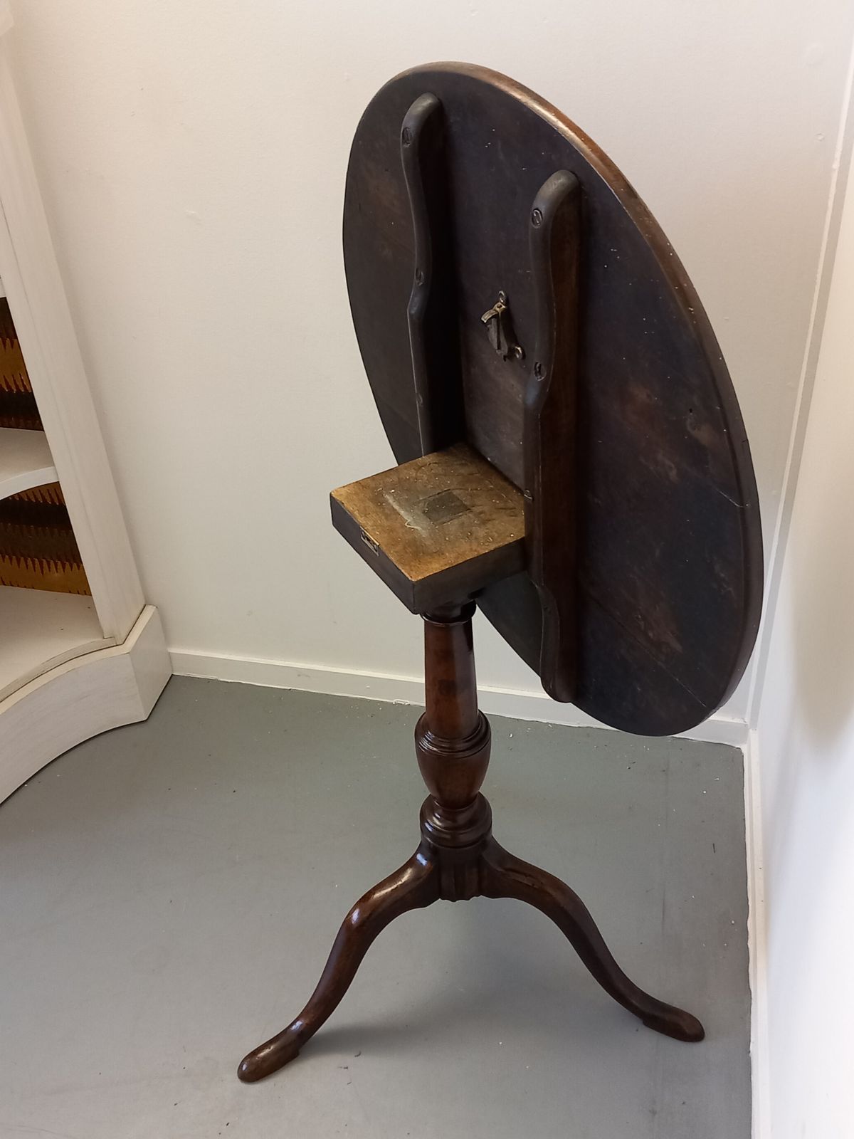Small Period Mahogany Wine Table photo vinterior
