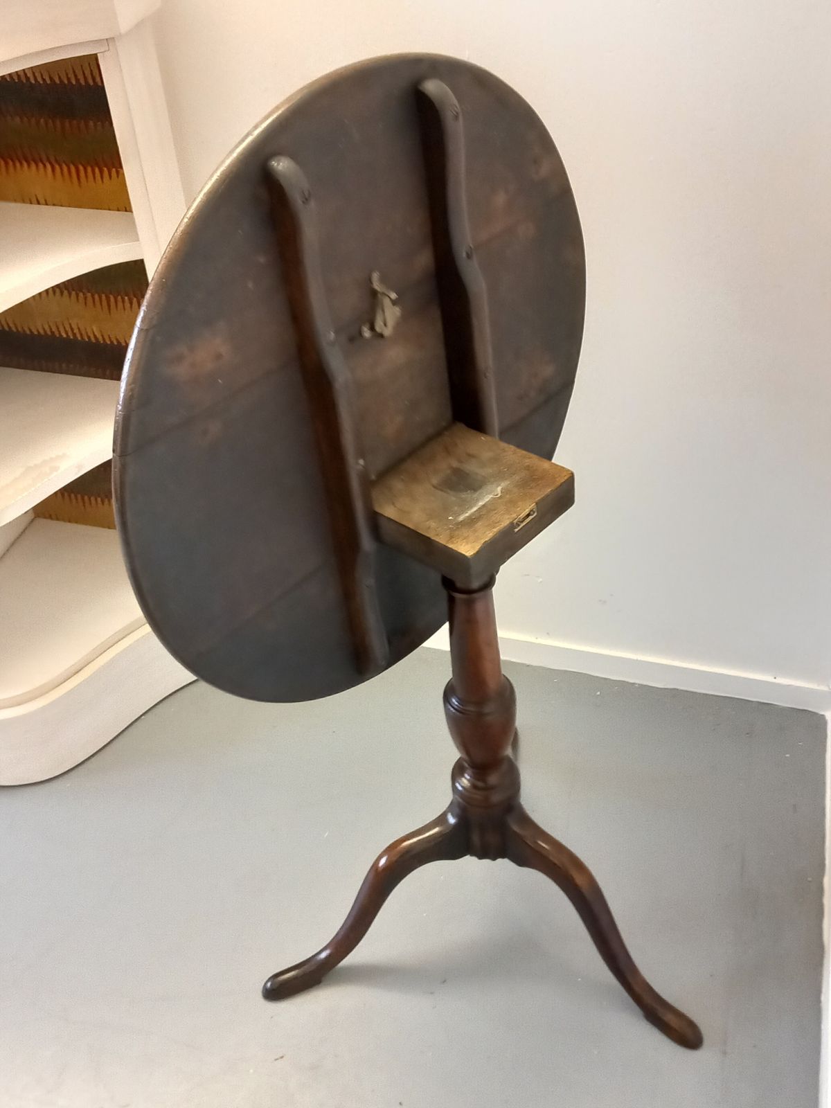 photo furniture Small Period Mahogany Wine Table