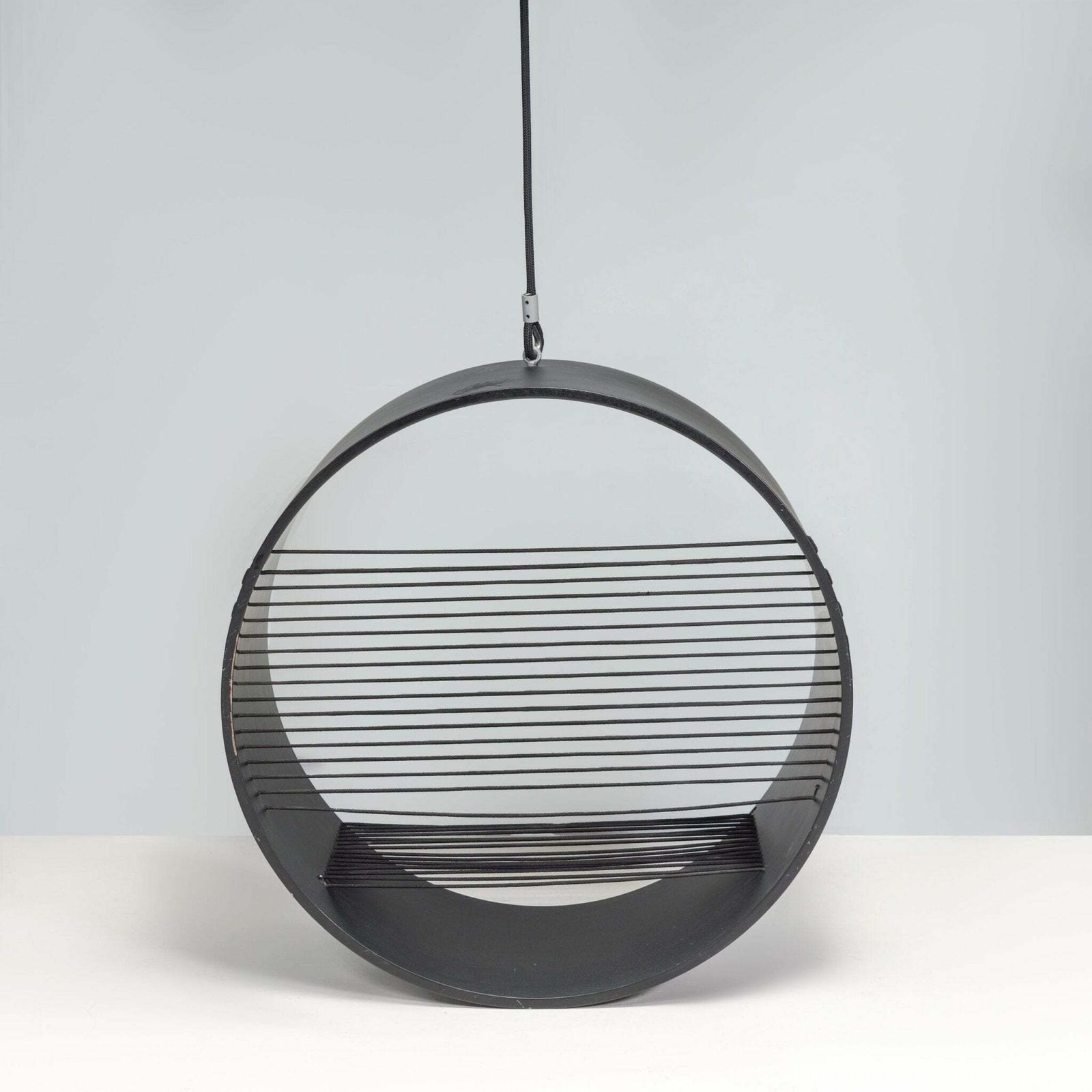 Hanne Kortegaard Black Oak Anello Hanging Chair photo furniture