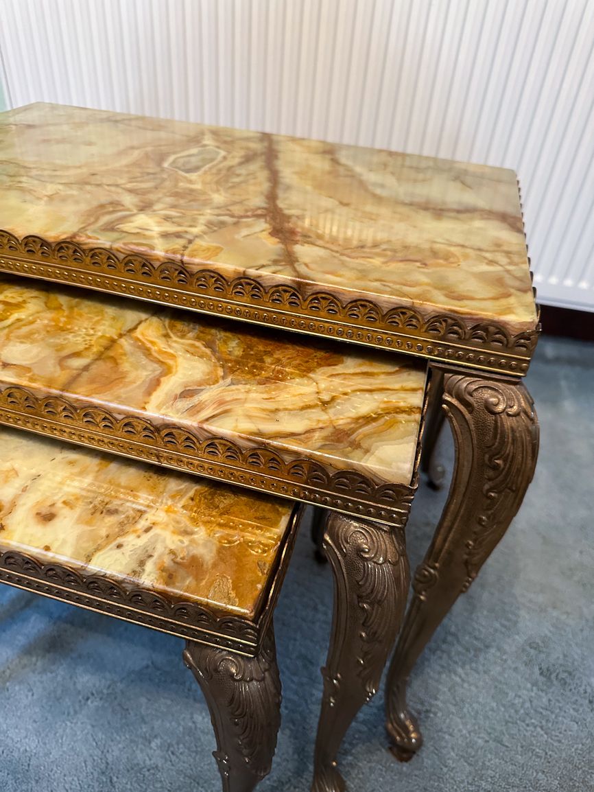 Three Nested Louis XV Style In Green Yellow Onyx With Brass French Legs photo vinterior