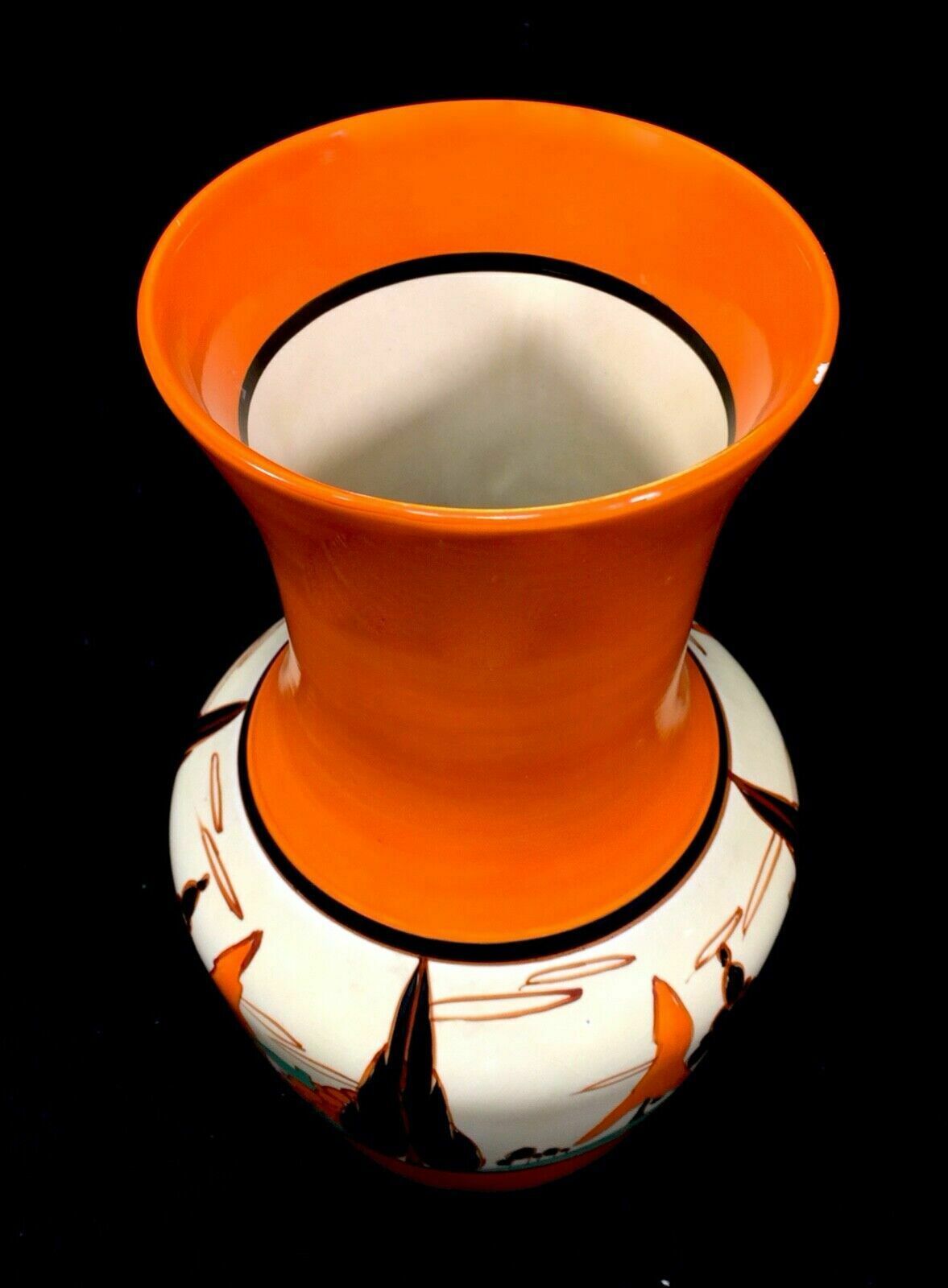 photo vintage Antique Clarice Cliff Orange Trees & House 386 Large Vase Pottery Bizarre C.1931
