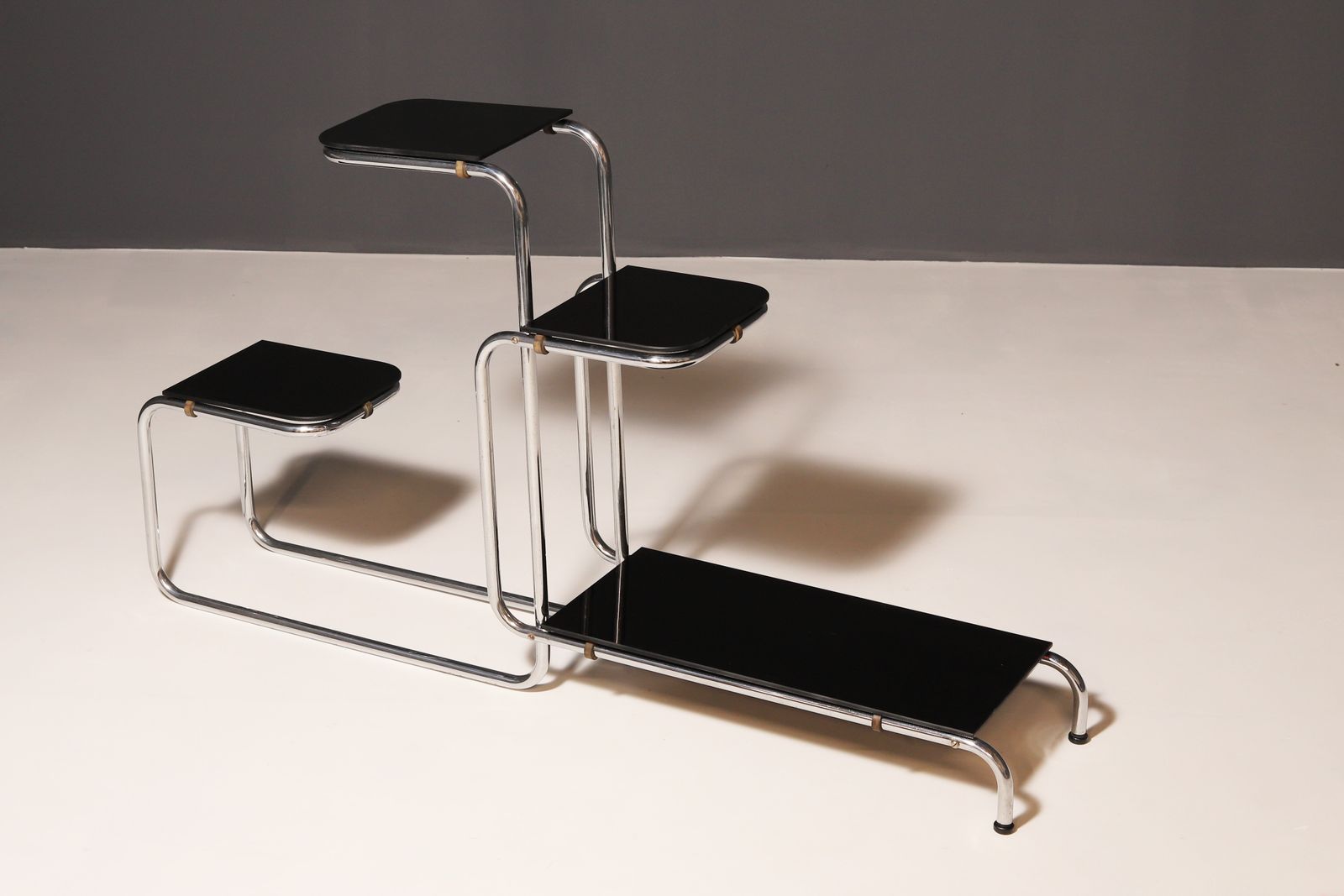 Bauhaus Chromed Flower Stand By Emile Guyot, 1930´S