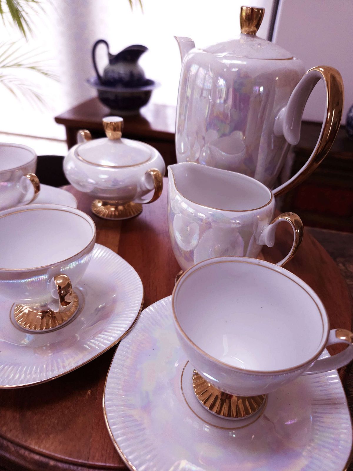 Rare & Exceptional 1960s Chodziez Demi Tasse Set In Pearlescent 'Shell' Style photo buy