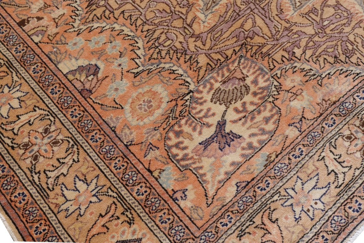 Vintage Turkish Rug Excellent Condition Beige 200x300 photo furniture