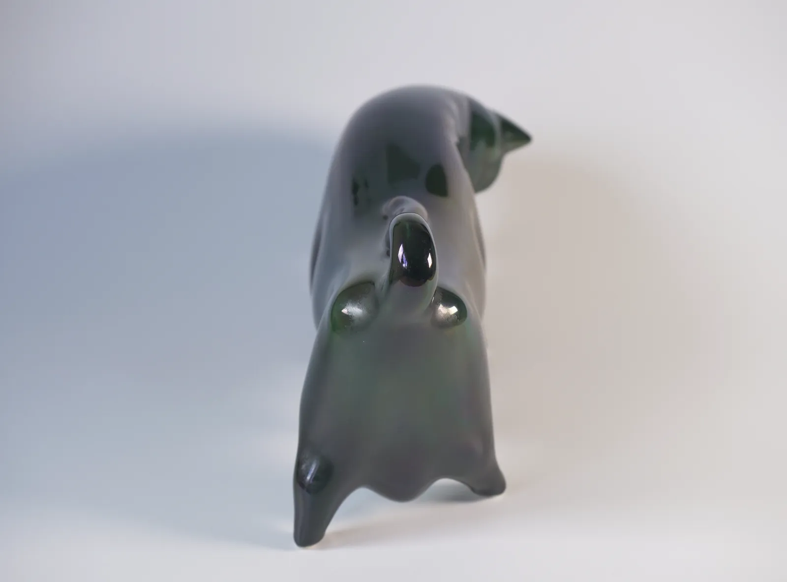 Trentham Green Bull, Designed By Colin Melbourne , Modernist Art Pottery , Trentham Art Ware photo buy