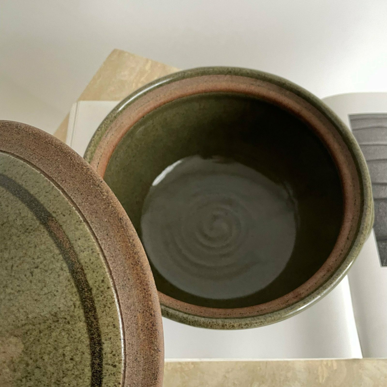 75.0 Rare Mid Century Richard Champion Of Yeo Valley Pottery Large Stoneware Lidded Bowl In Green Earthy Tones photo