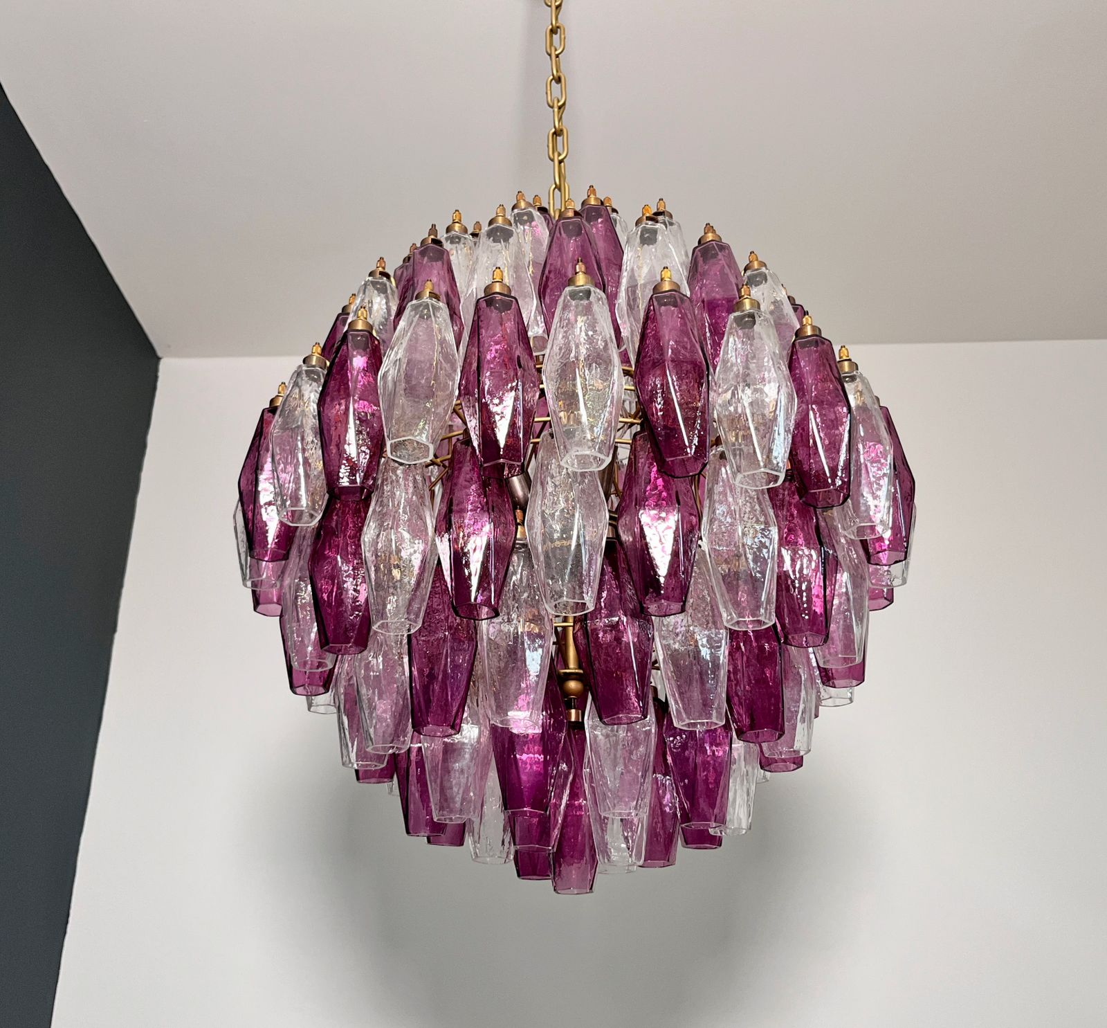 Lighting Amazing Spherical Murano Poliedri Candelier   140 Poliedri Trasparent And Amethyst photo