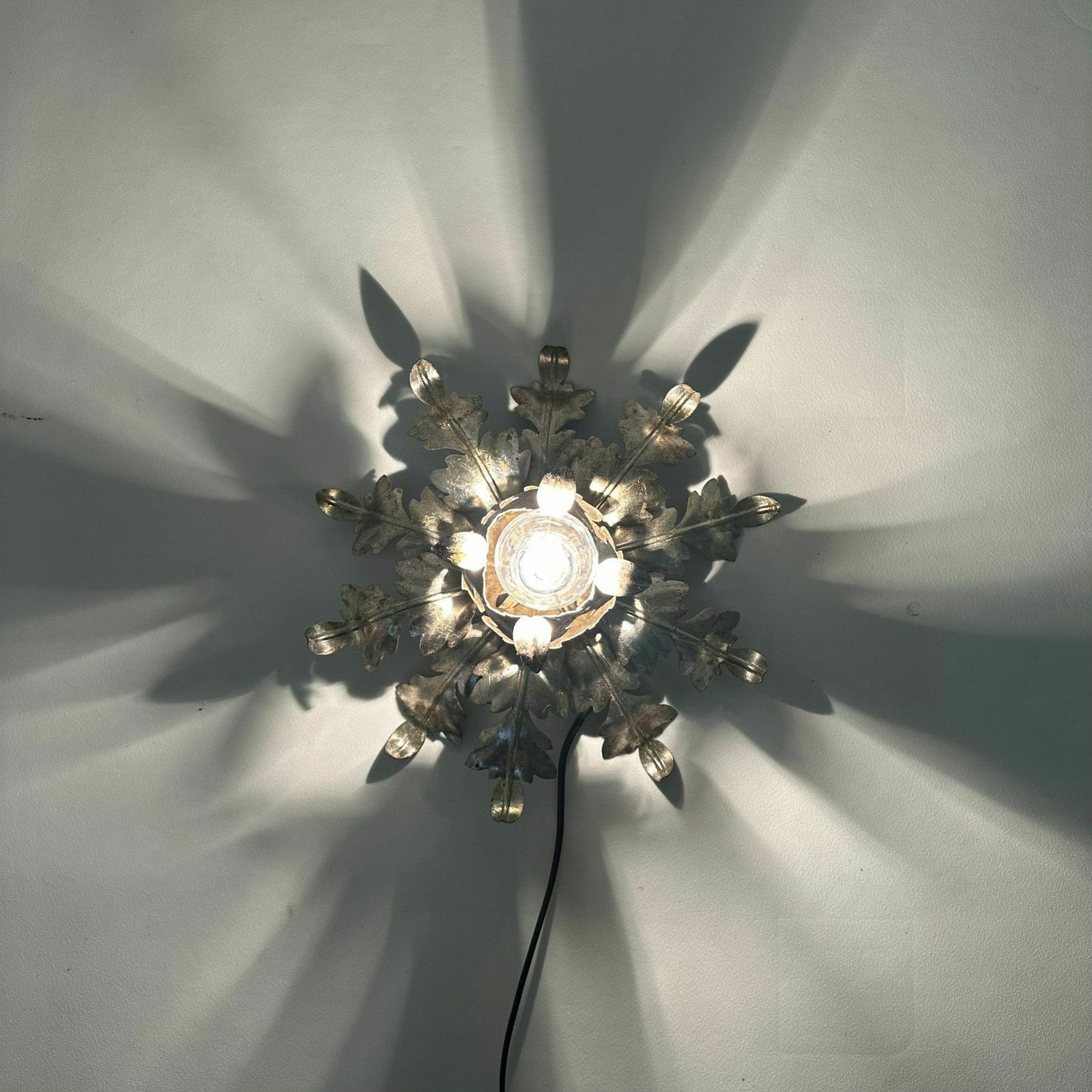 Hollywood Regency Blad  En Bloemplafondlamp, Opbouwmontage, Jaren 1970 photo Verlichting