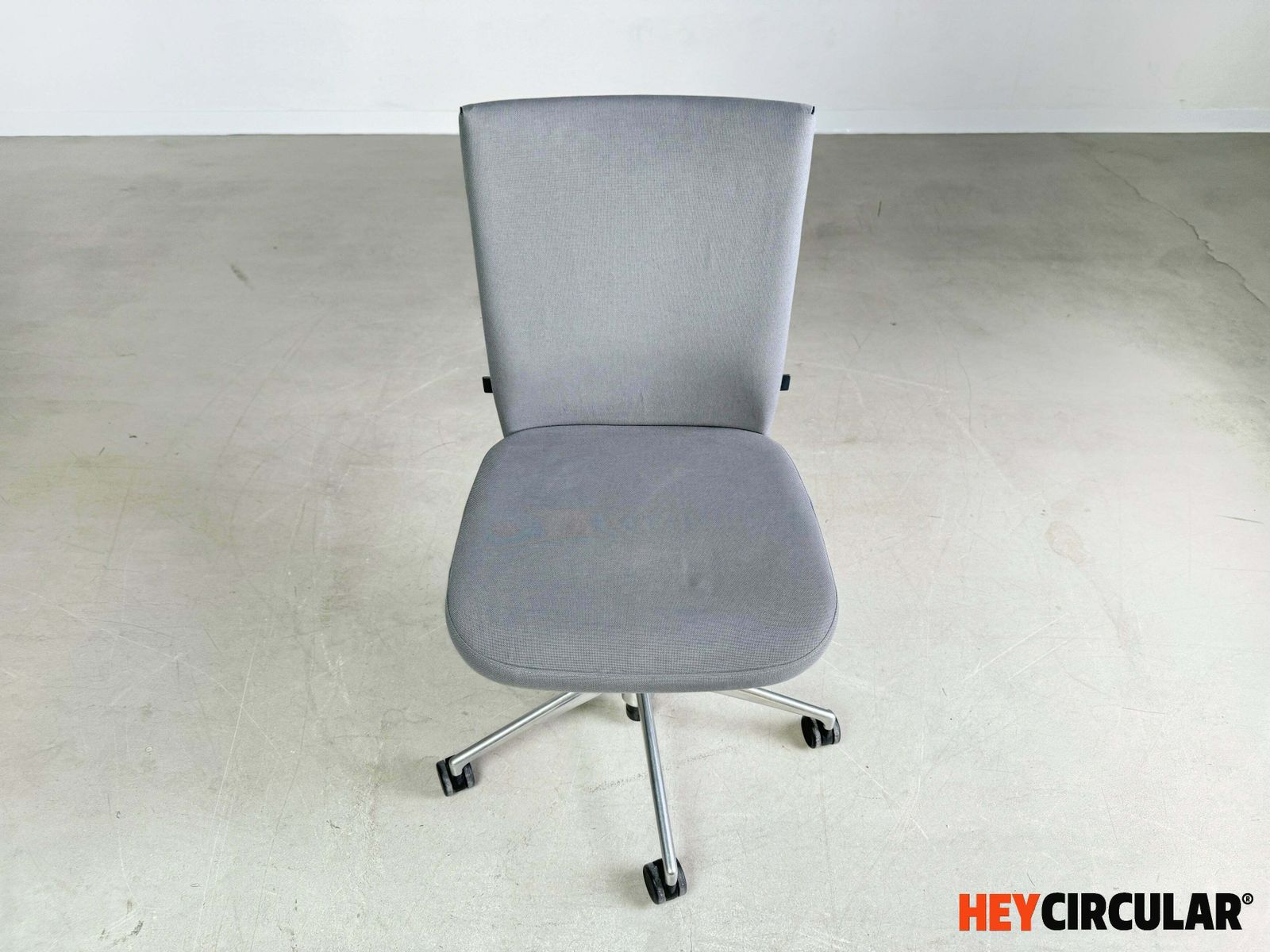 170.0 Vitra Office Chair T Chair Red Blue Grey Black Design Chair photo