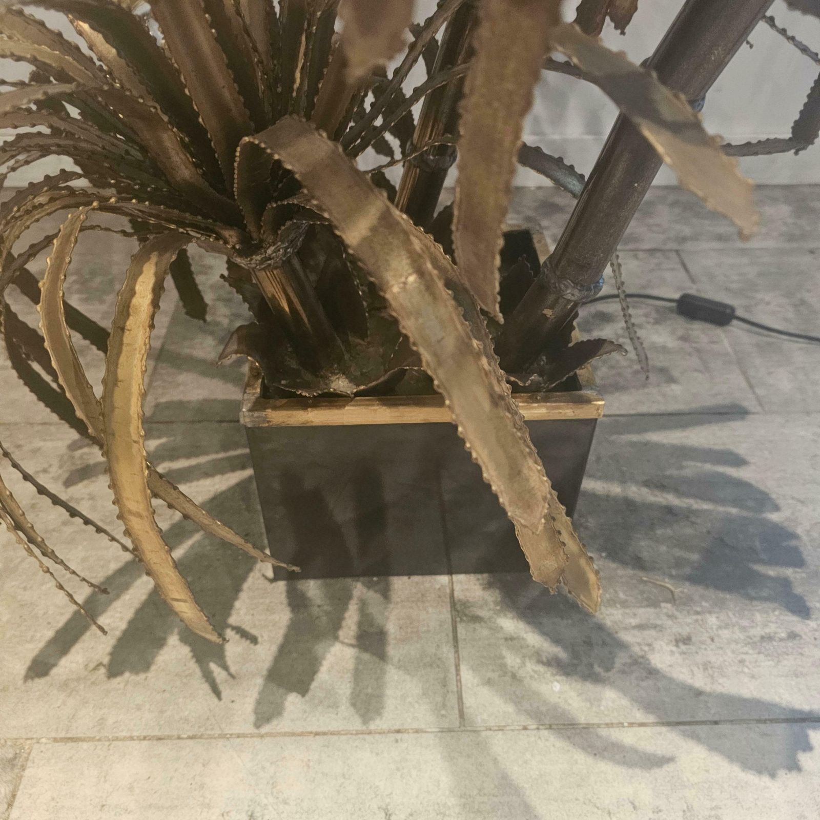 Vintage Brass Palm Tree From "Maison Jansen", France 1970s photo vinterior