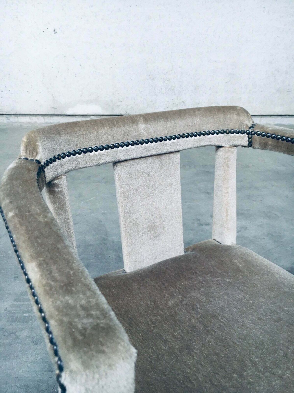 800.0 Boudoir Fauteuil Met Fluwelen Bekleding, Jaren 1920 photo