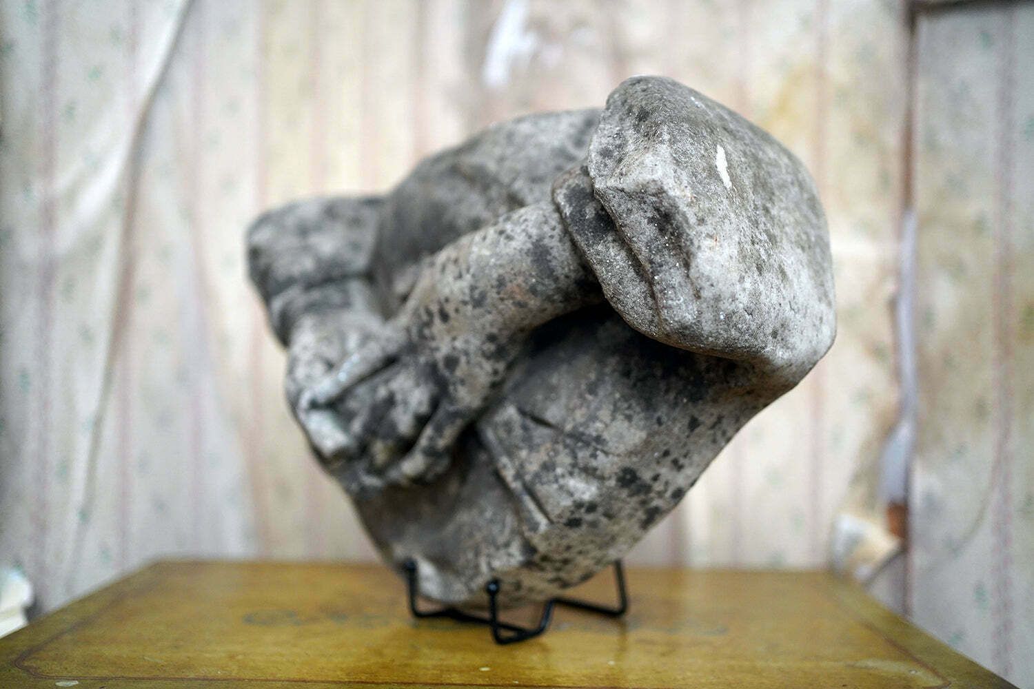 photo for sale A Finely Carved Marble Study Of A Pair Of Hands By Frederick Hawkins Piercy C.1880