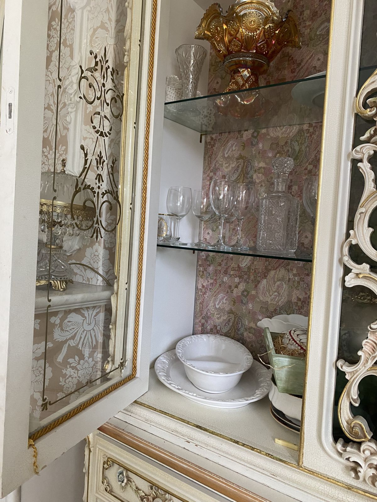 Showcase 20th Century Italian Venetian Baroque Style Glass Showcase Cabinet, Large Silik Rococo photo for sale