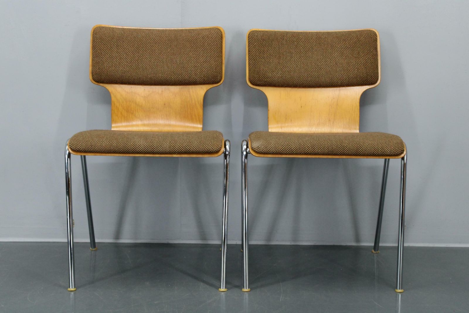 photo buy 1970s Set Of Four Plywood Chairs With Fabric Upholstery , Germany