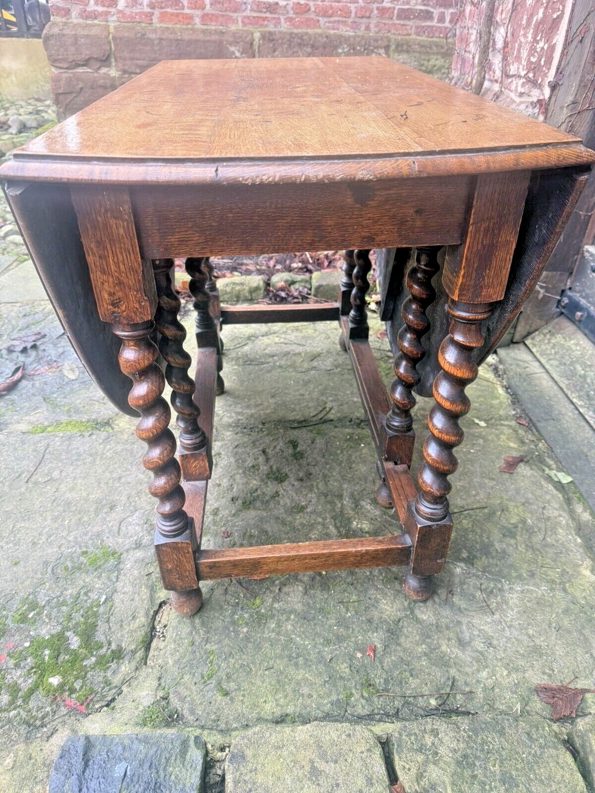 photo furniture Antique English Barley Twist  Oak Rustic Farmhouse Gateleg Dining Kitchen Table