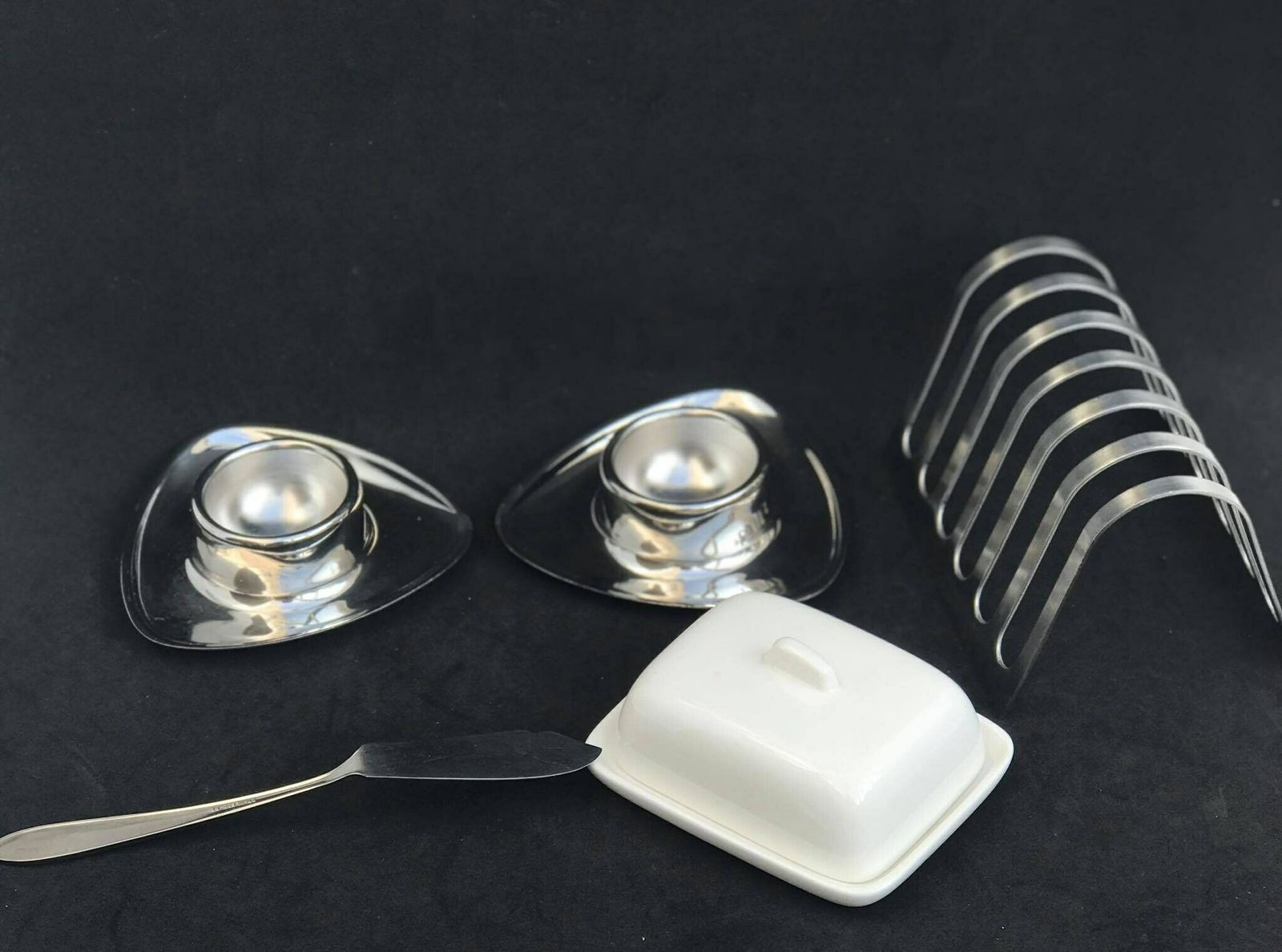 photo furniture Egg Cups Breakfast Set For Two Alessi Stainless Steel Toast Rack And 2 Alessi Alfra Egg Cups Modernist Minimalist