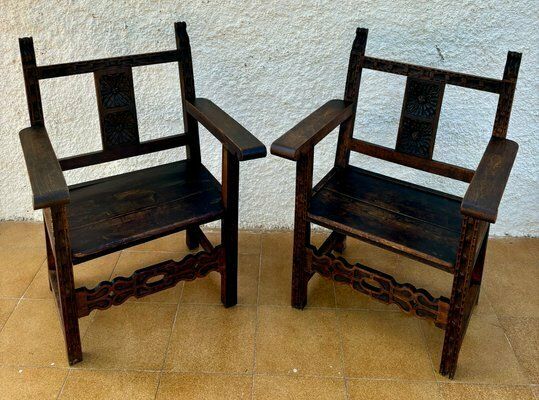 19e Eeuwse Spaans Koloniale Gesneden Altaarfauteuils Met Houten Zitting, Set Van 2 photo vintage