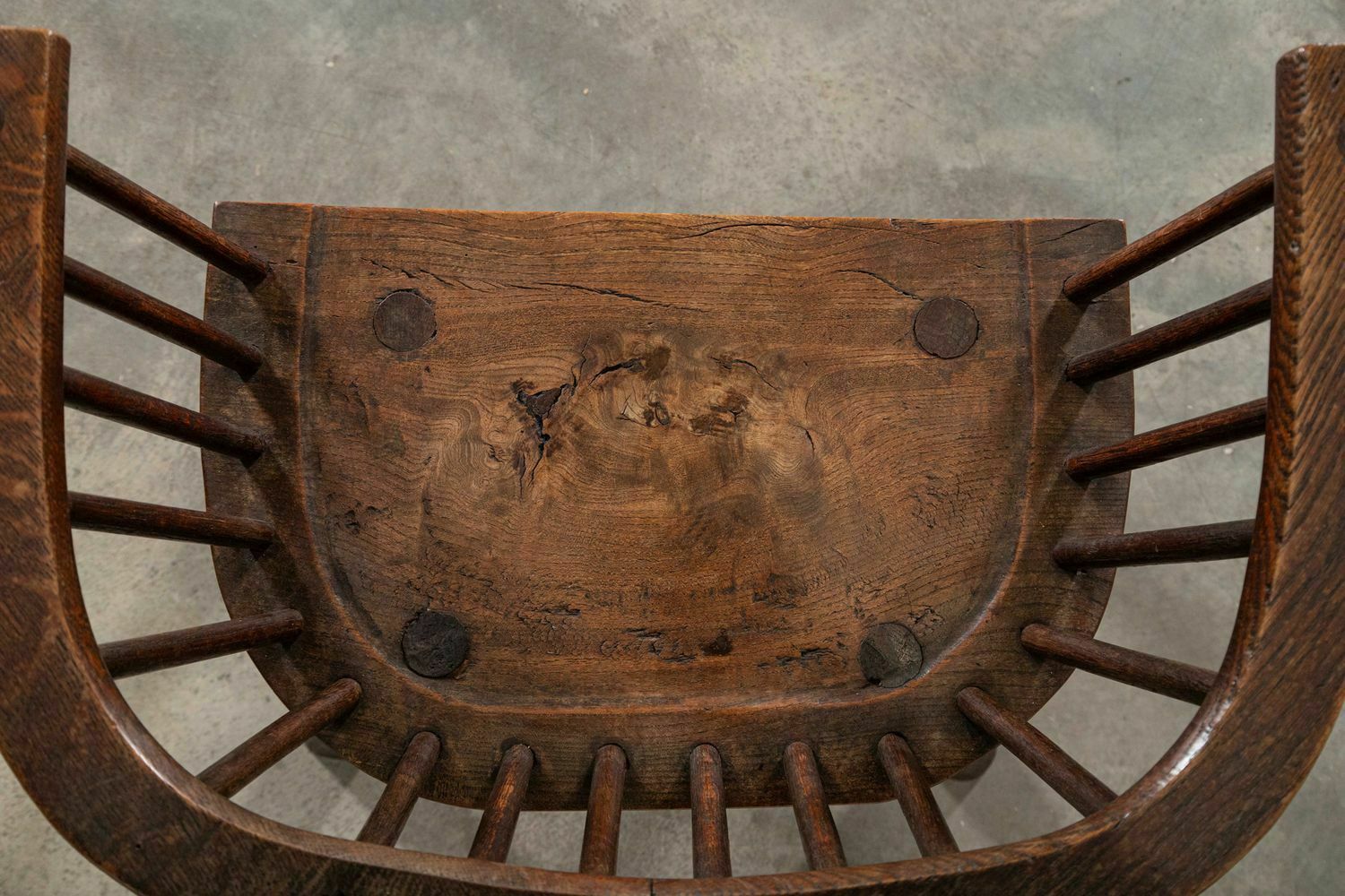 photo furniture Irish 19thc Vernacular Oak & Elm Famine Chair