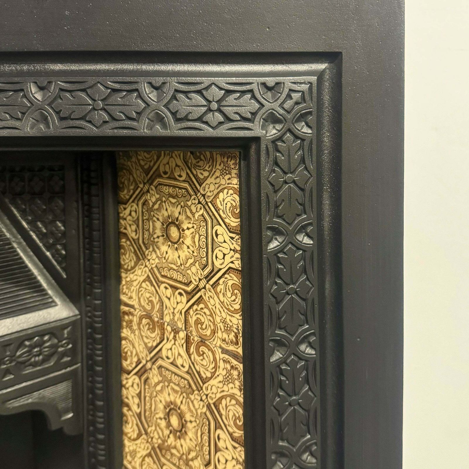 Home Fixtures Antique Victorian Tiled Fireplace Insert photo