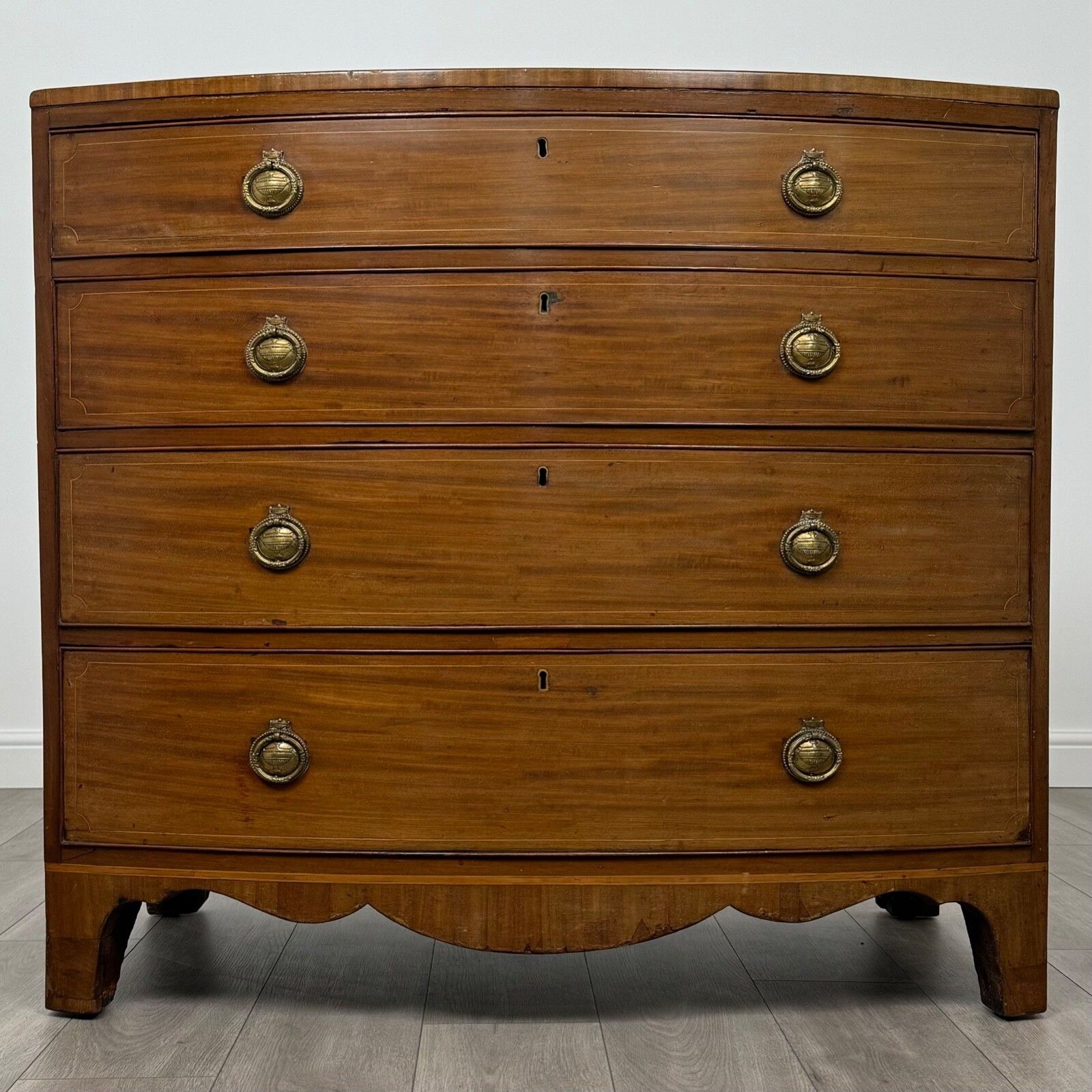 Antique 19th Century Bow Front Chest Of Drawers In Mahogany