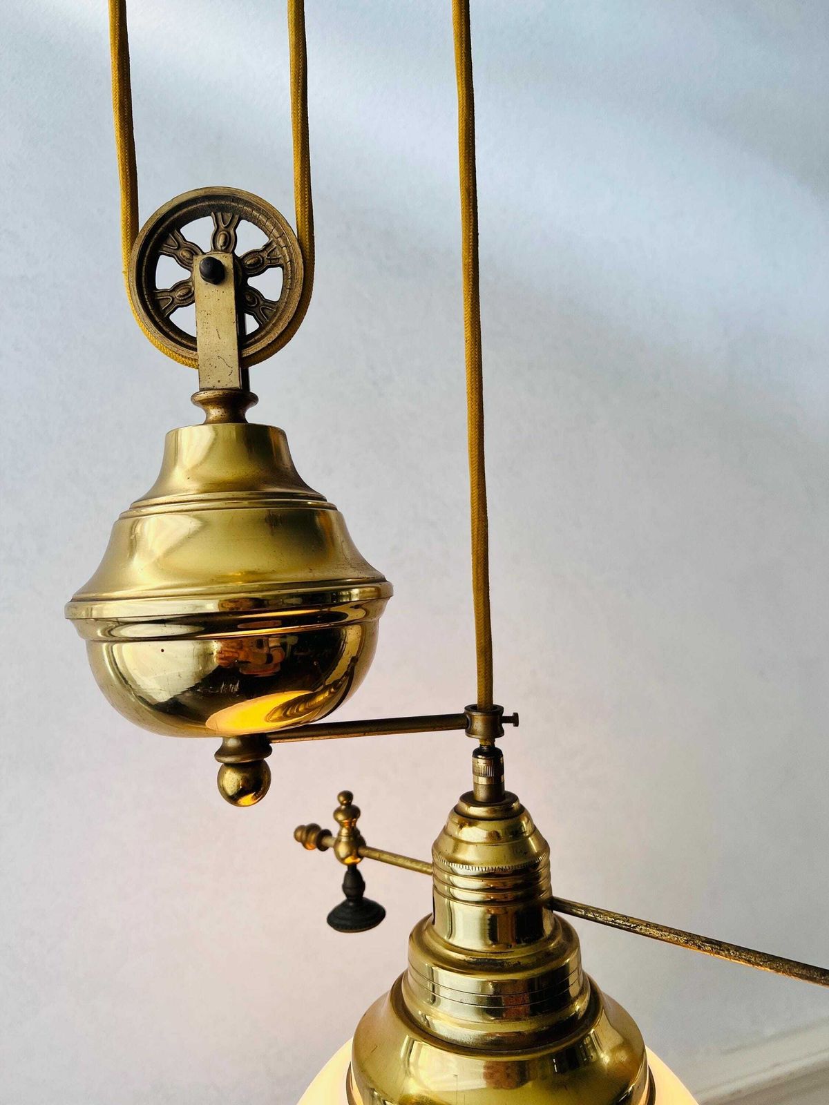 Vintage Messing Hanglamp Met Treksysteem photo 633.0