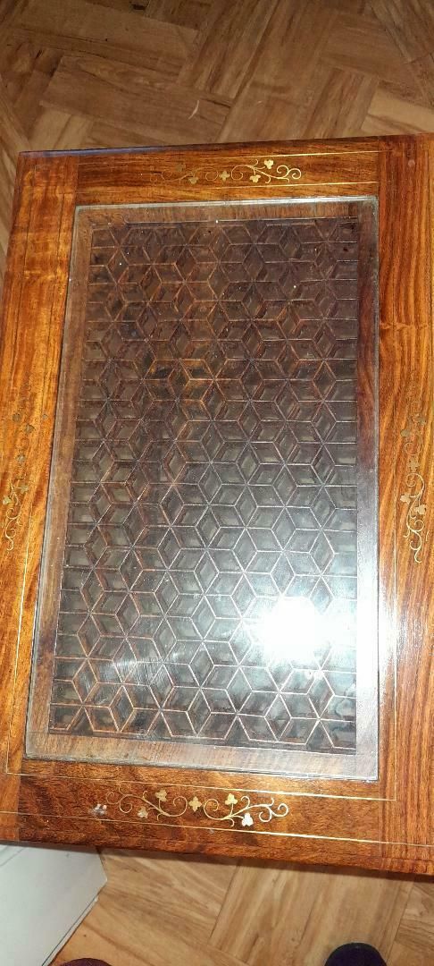 Indian Nest Of 3 Brass Inlaid Carved Fretwork Wooden Side Coffee Lamp Tables Glass Inset Top photo vinterior