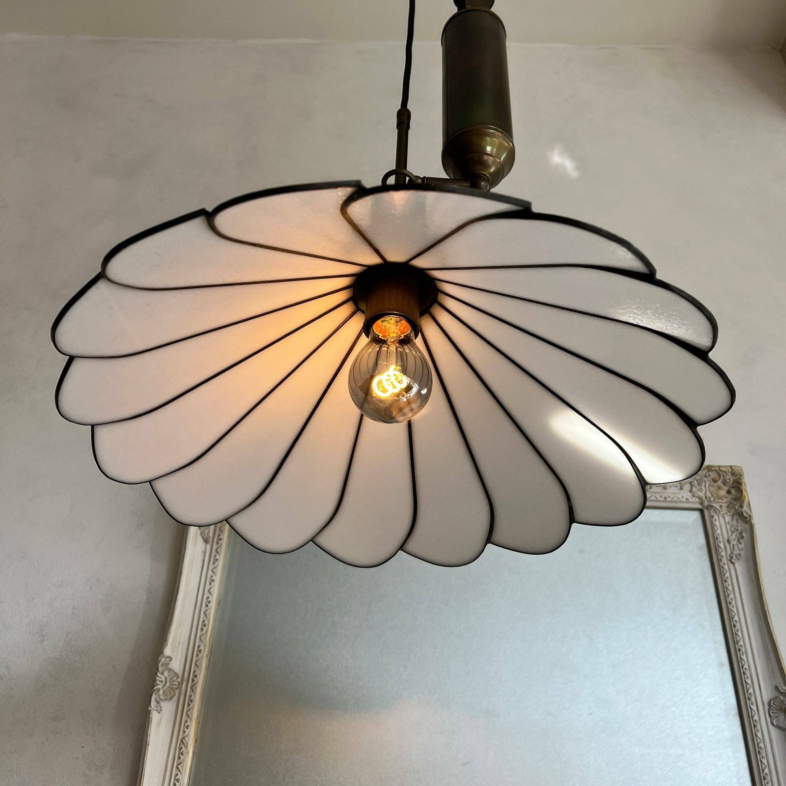 Hanglamp Met Trekpendel, Ca. Jaren 1970, Hanglamp Met Plexiglas, Art Deco Stijl photo furniture