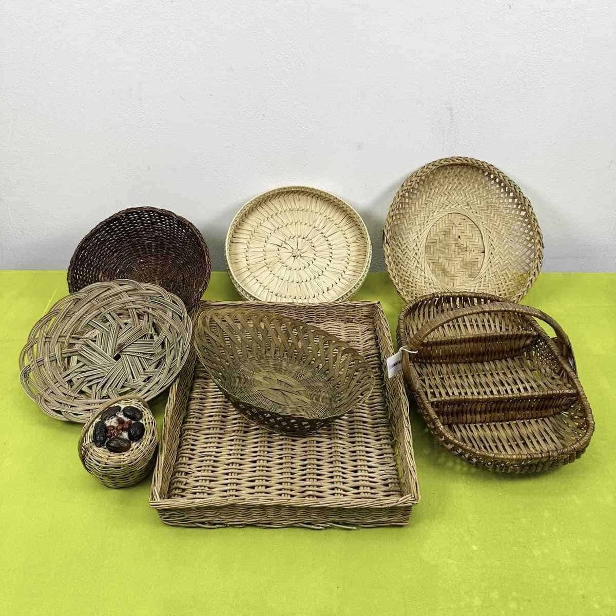 Lot Of Wicker Baskets, 8 Pieces