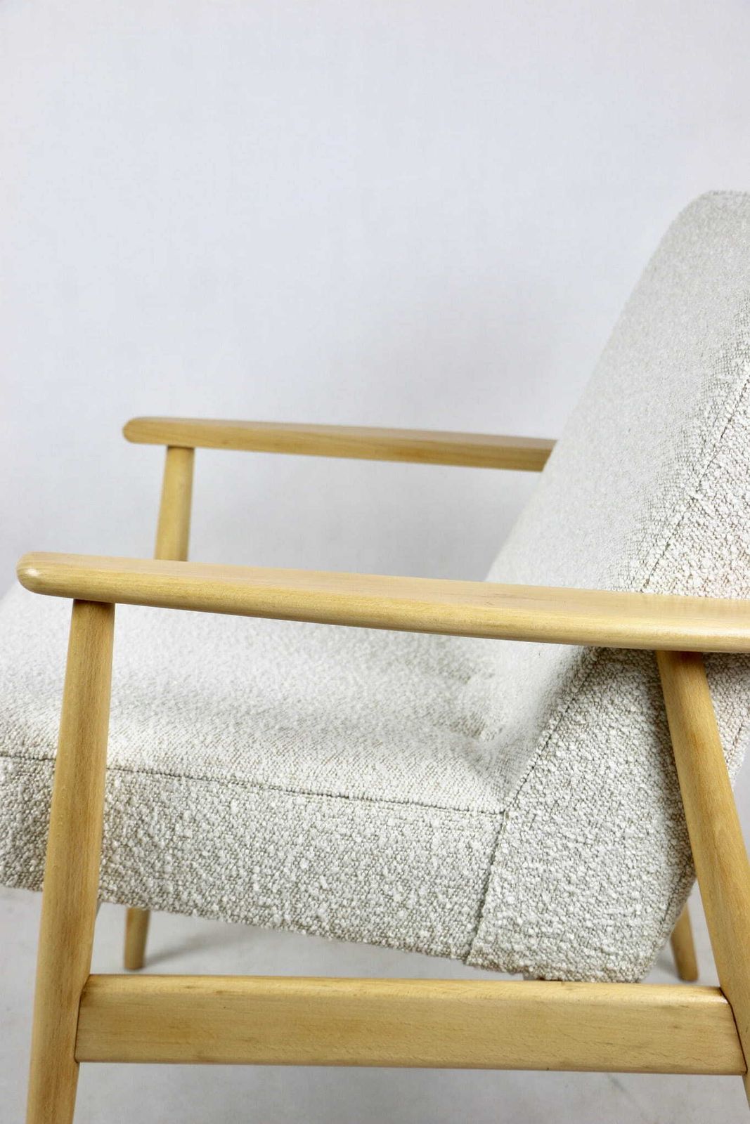 Classic Armchair Gfm63 Designed By Kedziorek Ivory Boucle photo vinterior