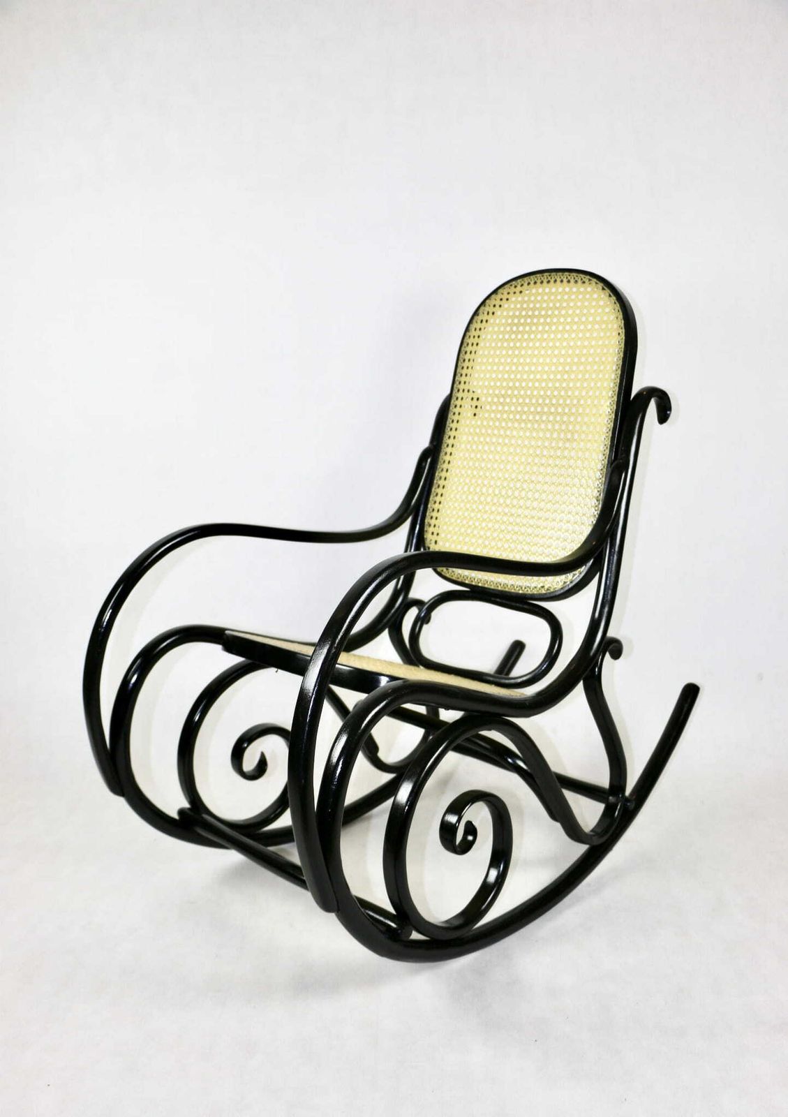 Thonet Rocking Chair, Original Black 70s   Very Good Condition photo Furniture