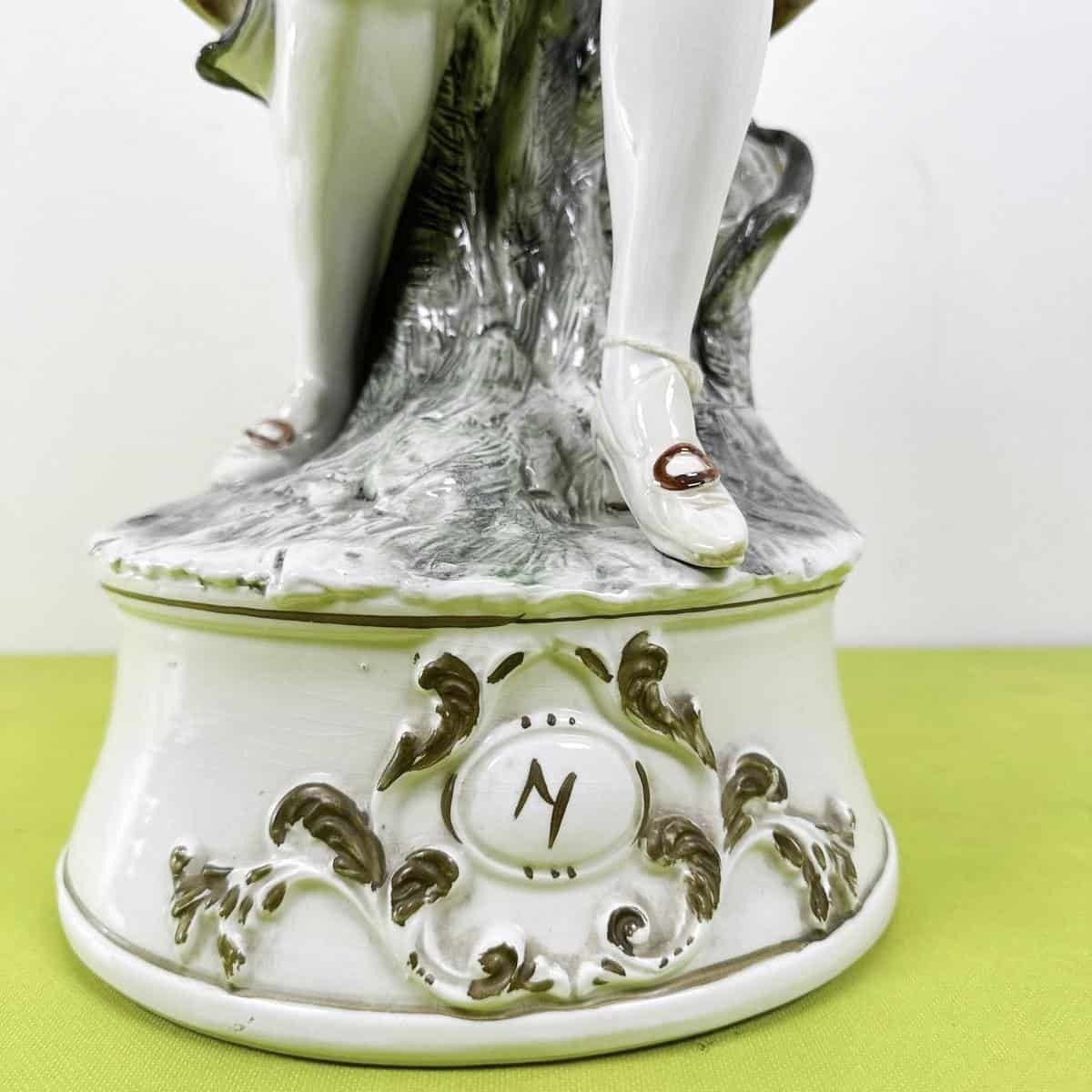 Capodimonte Ceramic Statue, Violinist photo Art